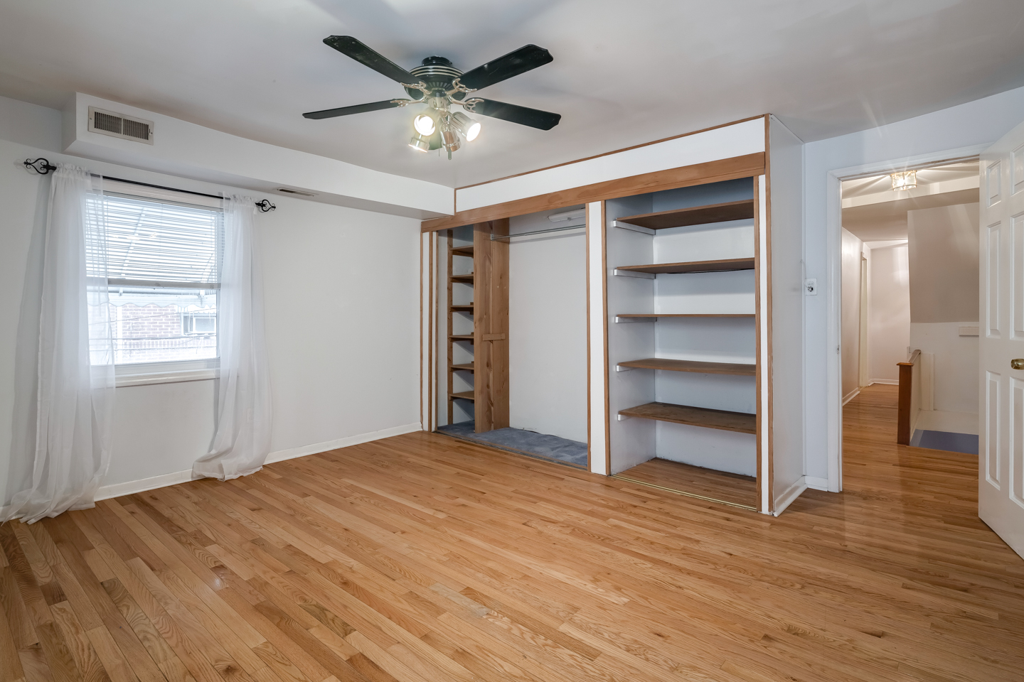 1202 S Alder St-MLS-9