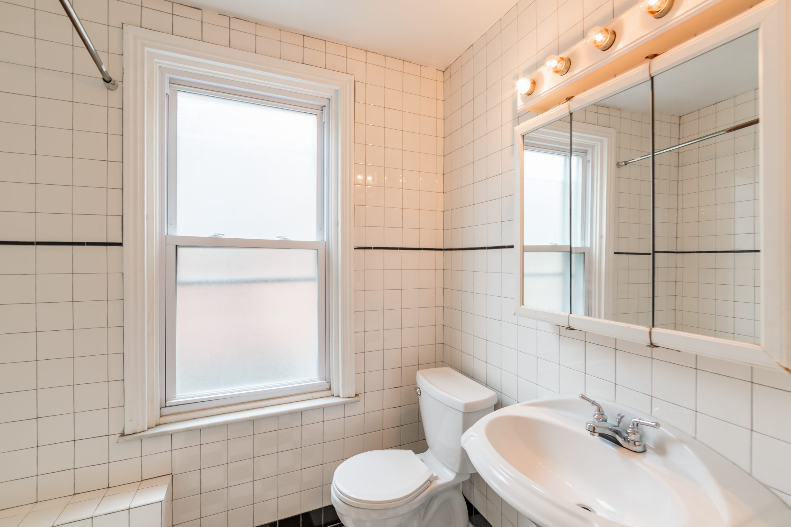 1221 Marlborough St_Front_-19