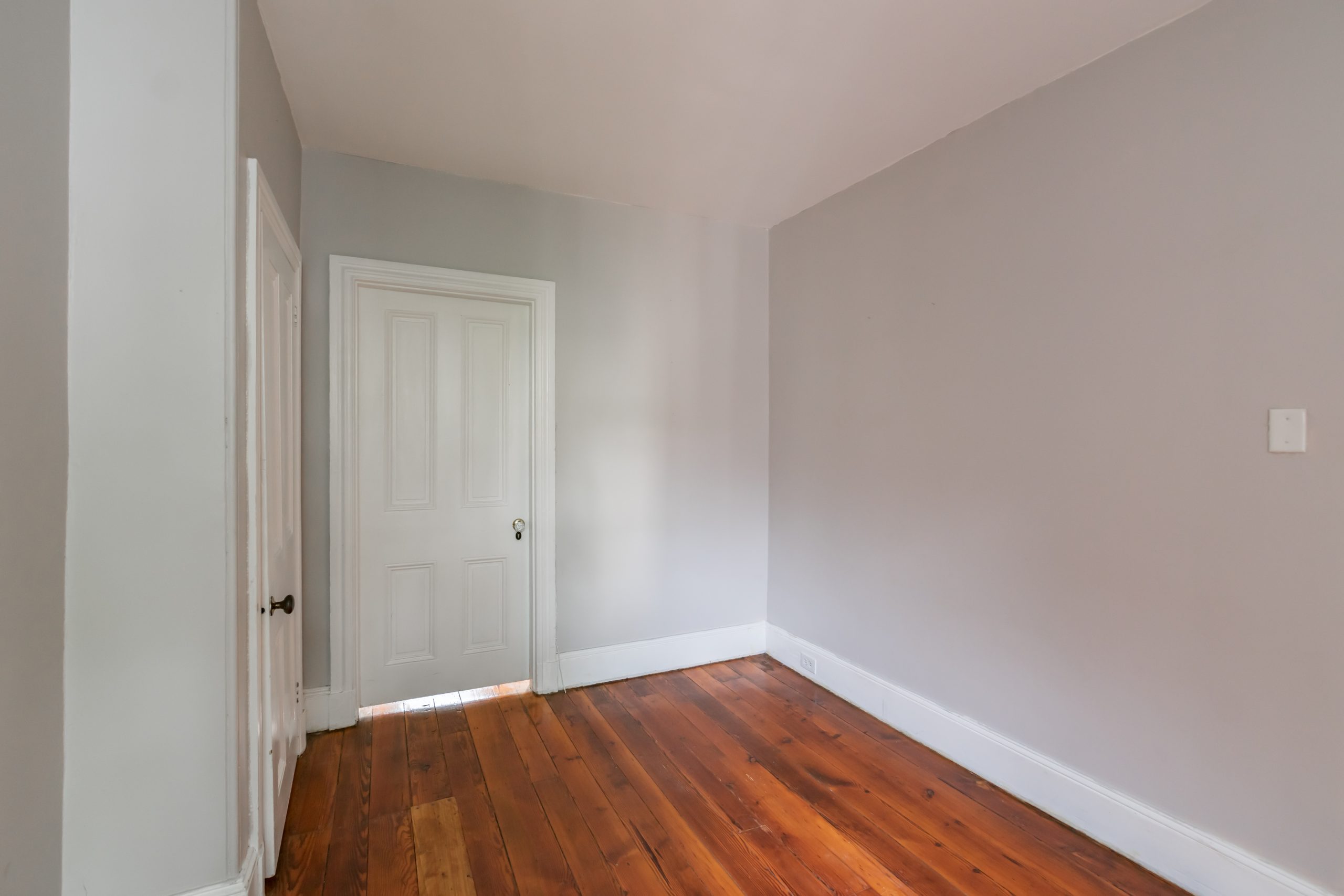 1221 Marlborough St_Front_-23