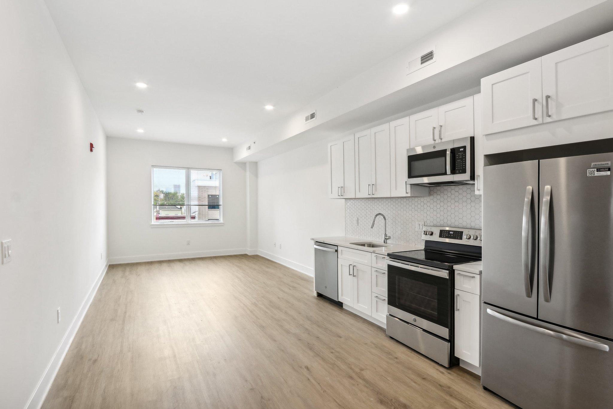 Point Breeze Ave-016