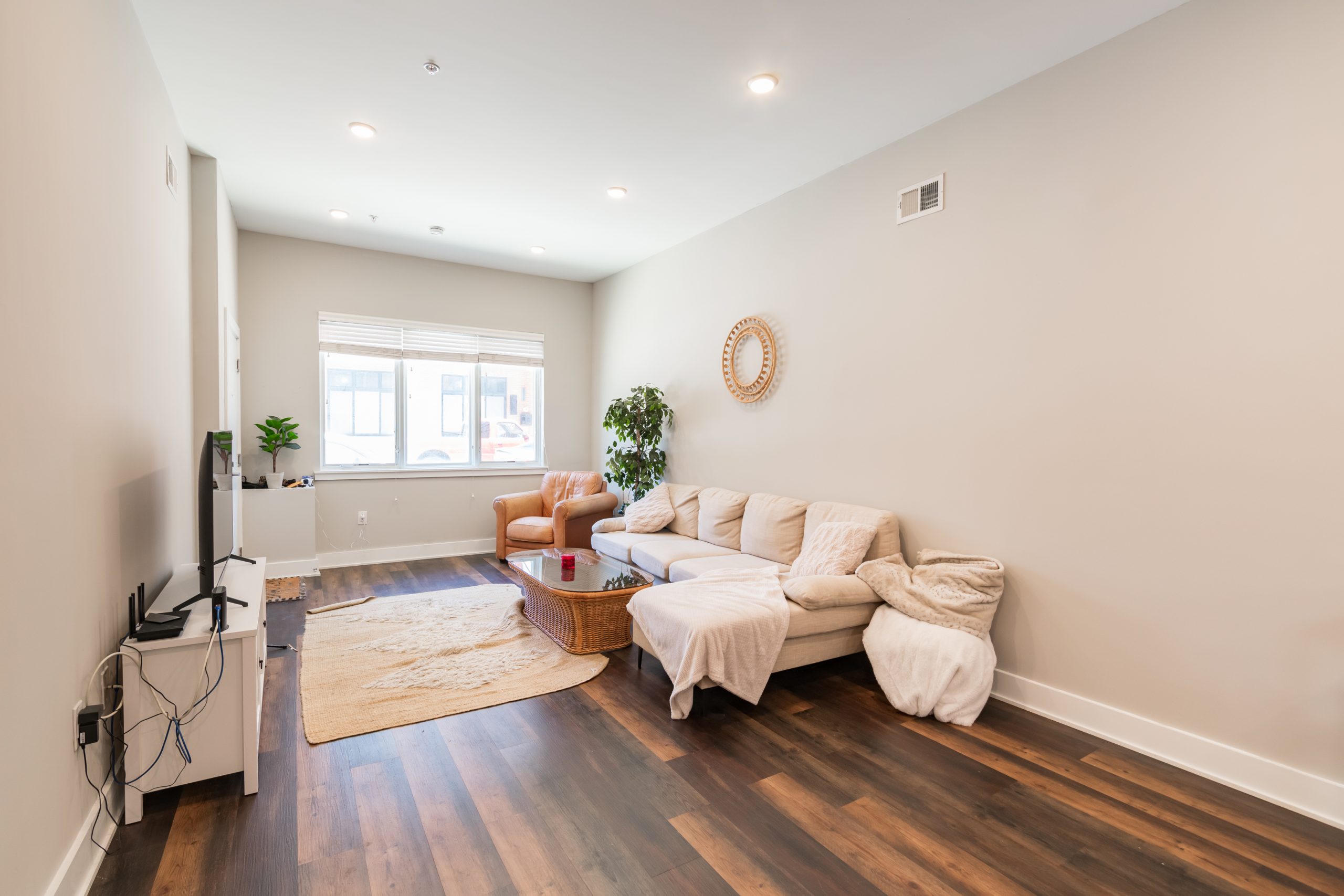 711 N 16th St_Unit 1_-03