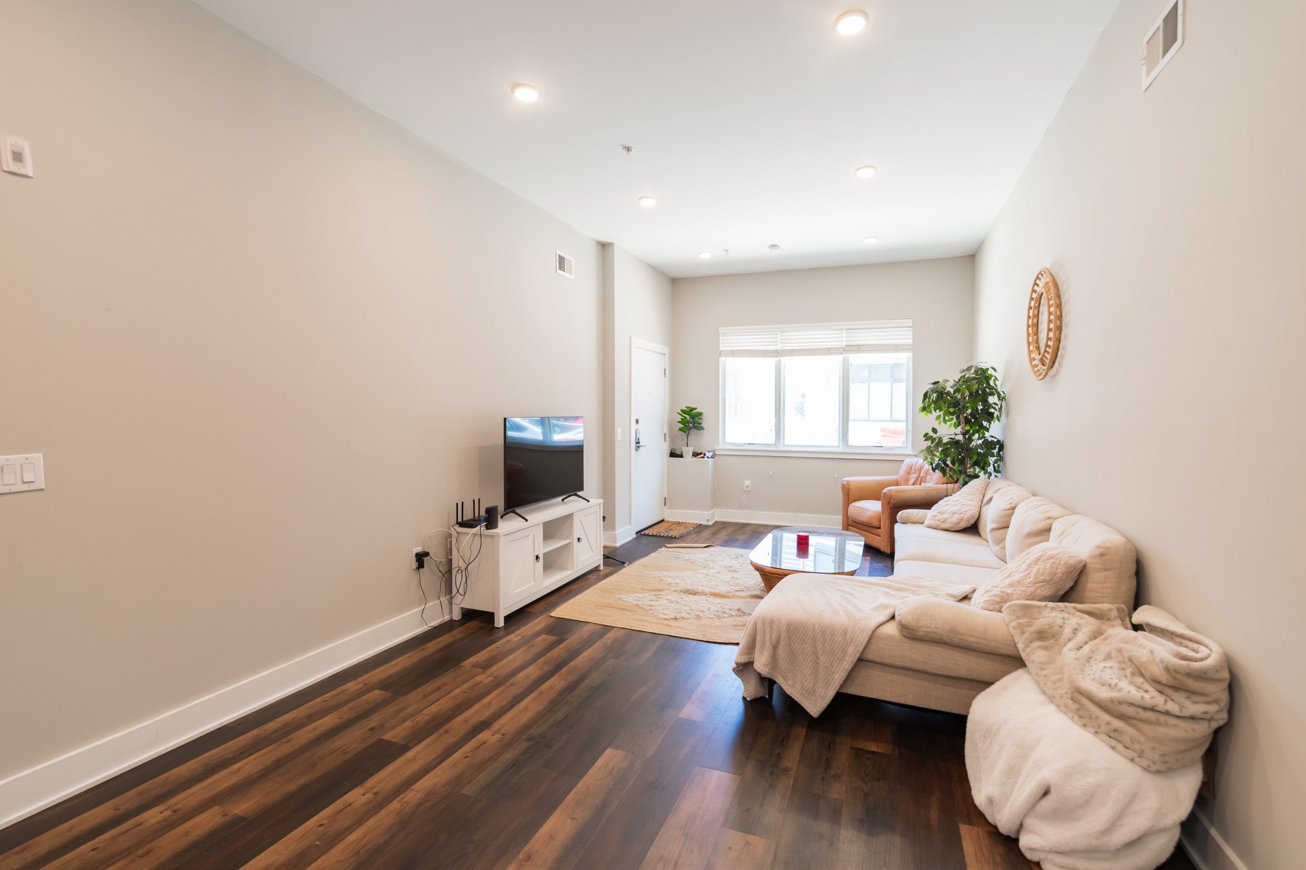 711 N 16th St_Unit 1_-04