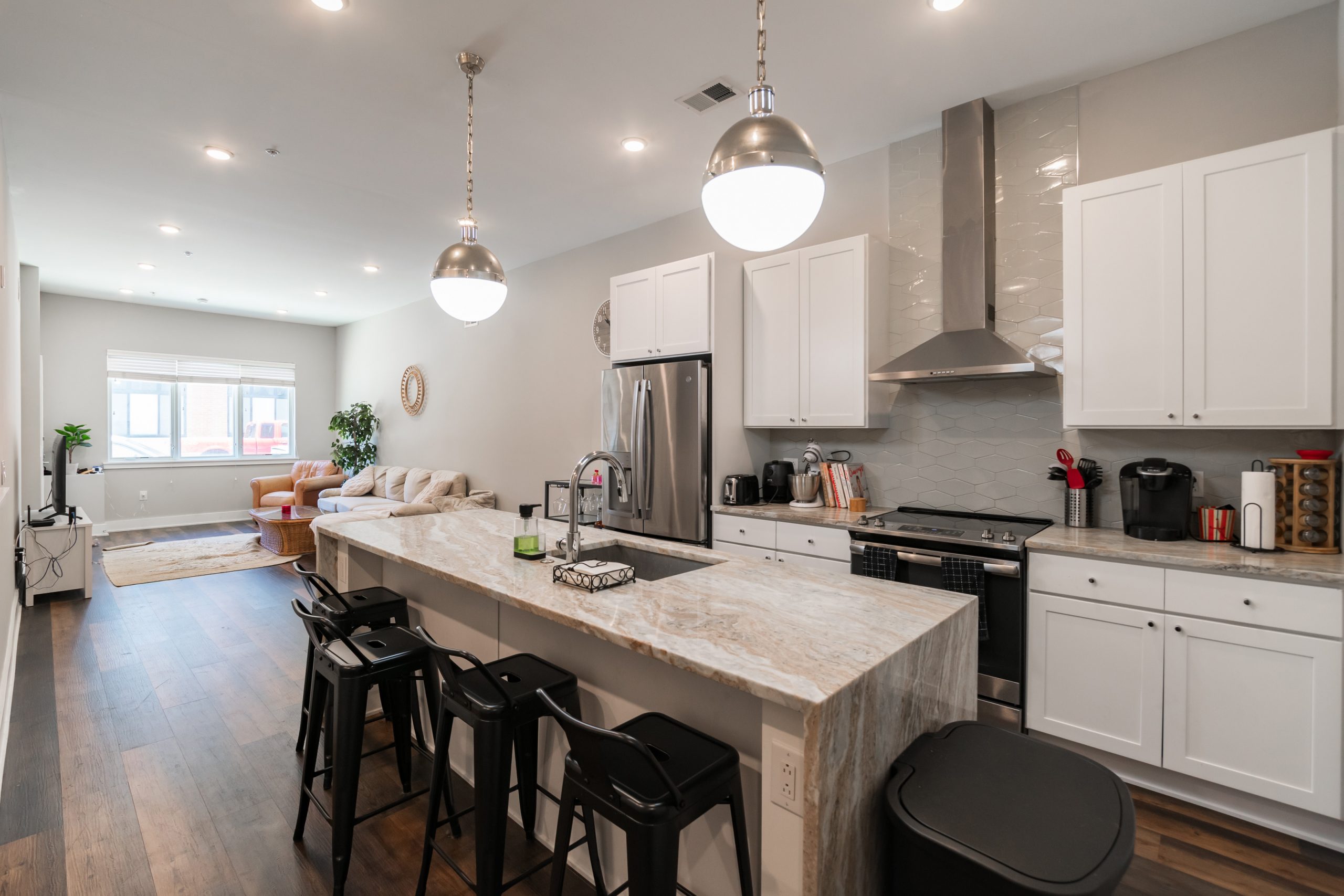 711 N 16th St_Unit 1_-08