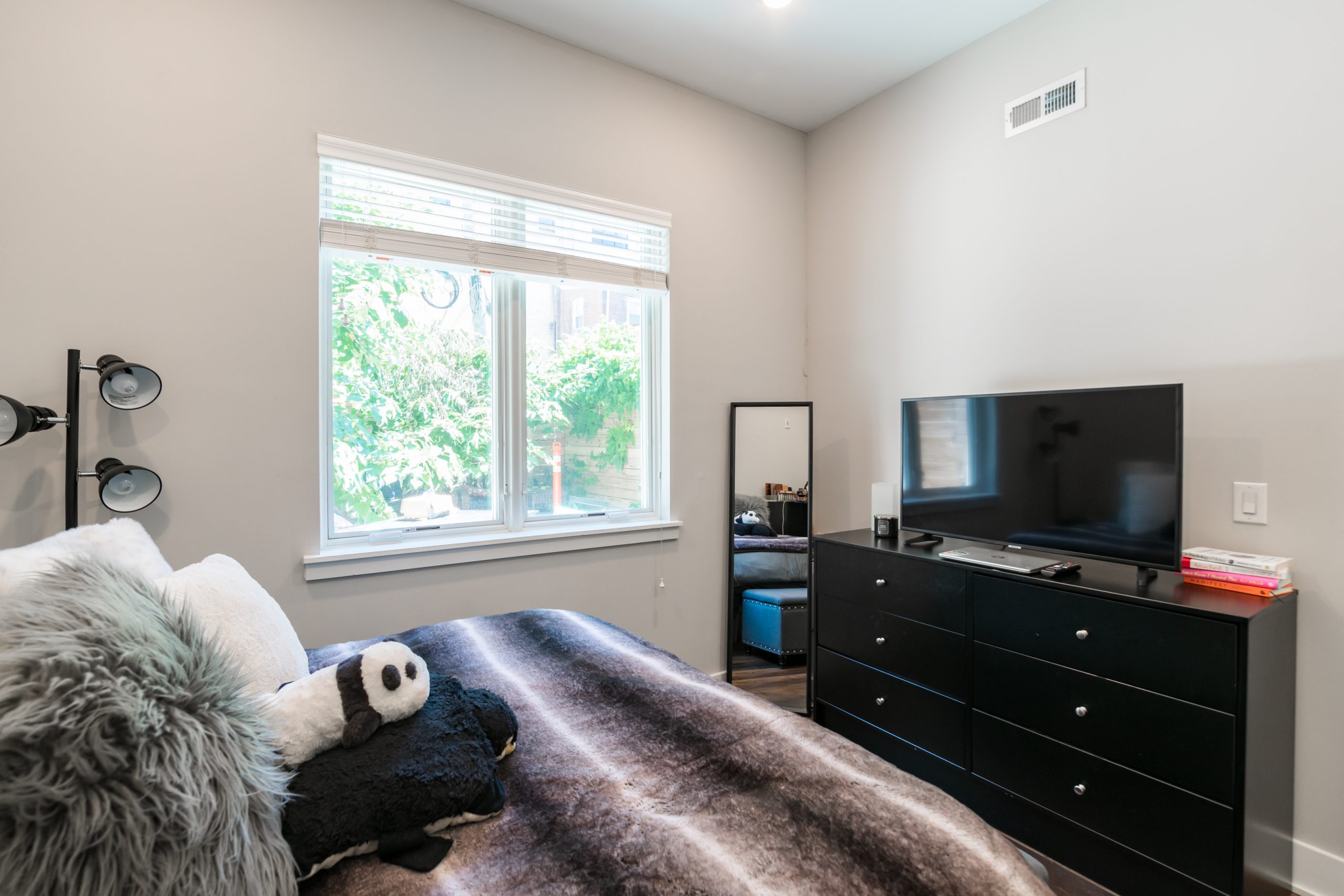 711 N 16th St_Unit 1_-10