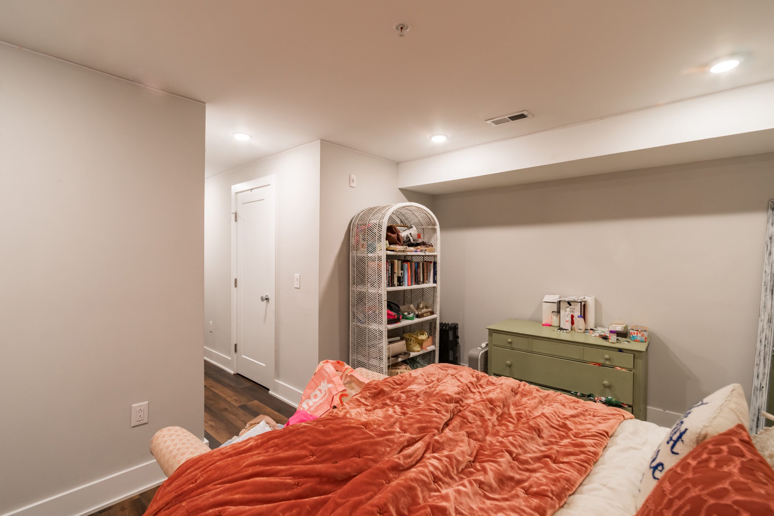 711 N 16th St_Unit 1_-24