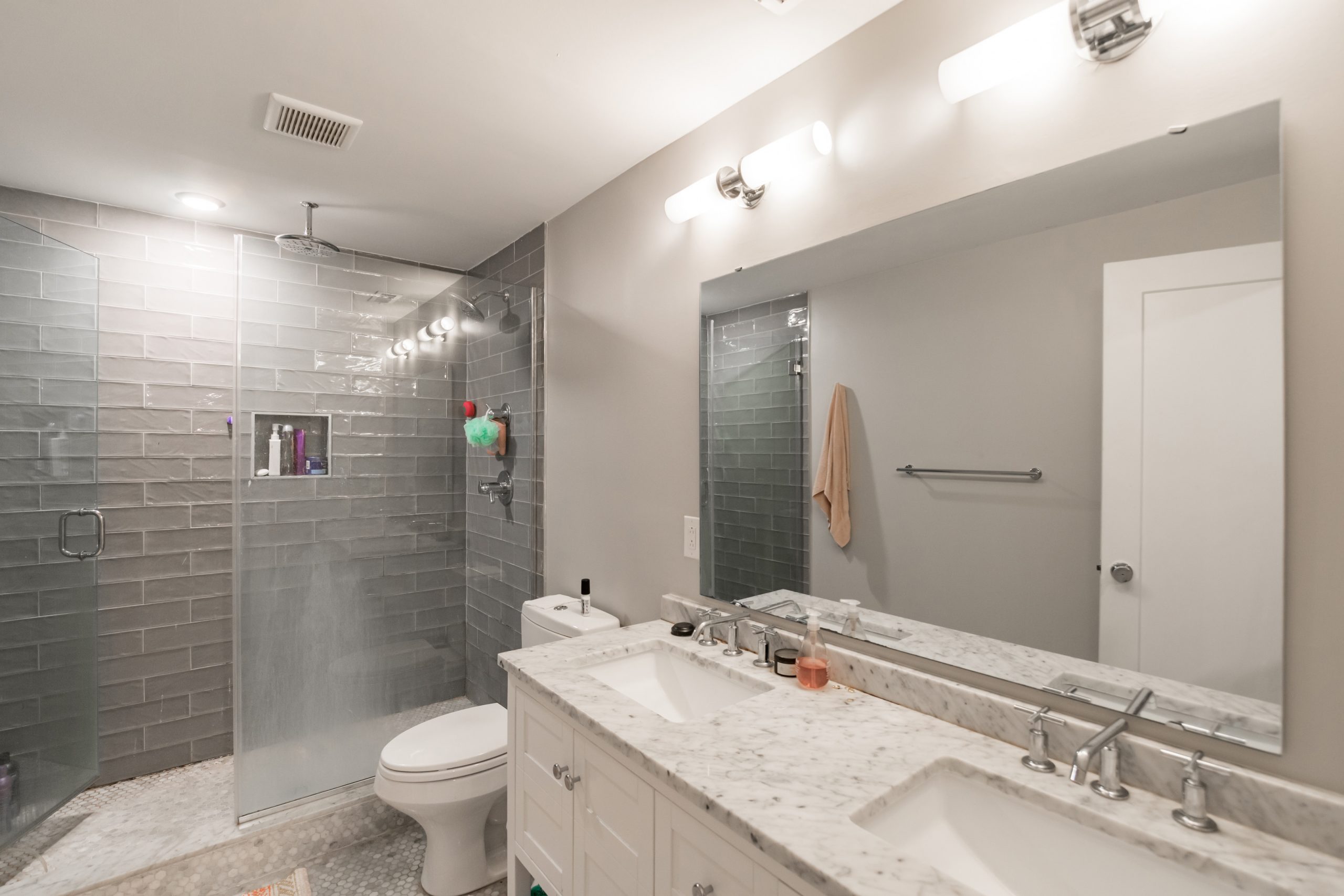 711 N 16th St_Unit 1_-25