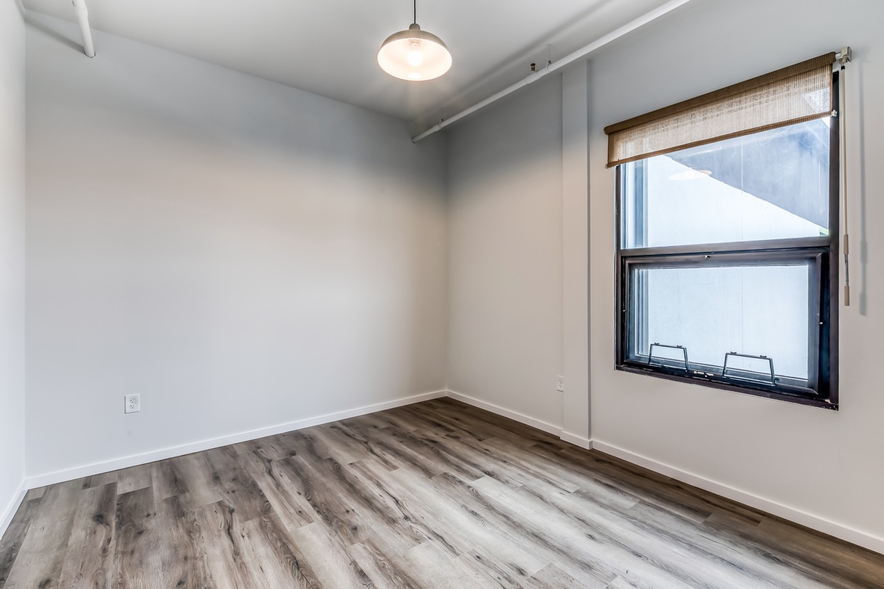 4800 Brown St Unit 405-17 Large