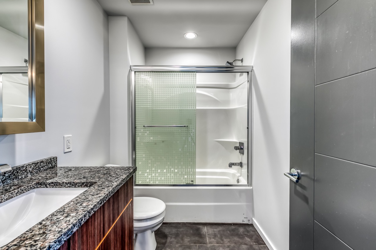 4800 Brown St Unit 405-5 Large