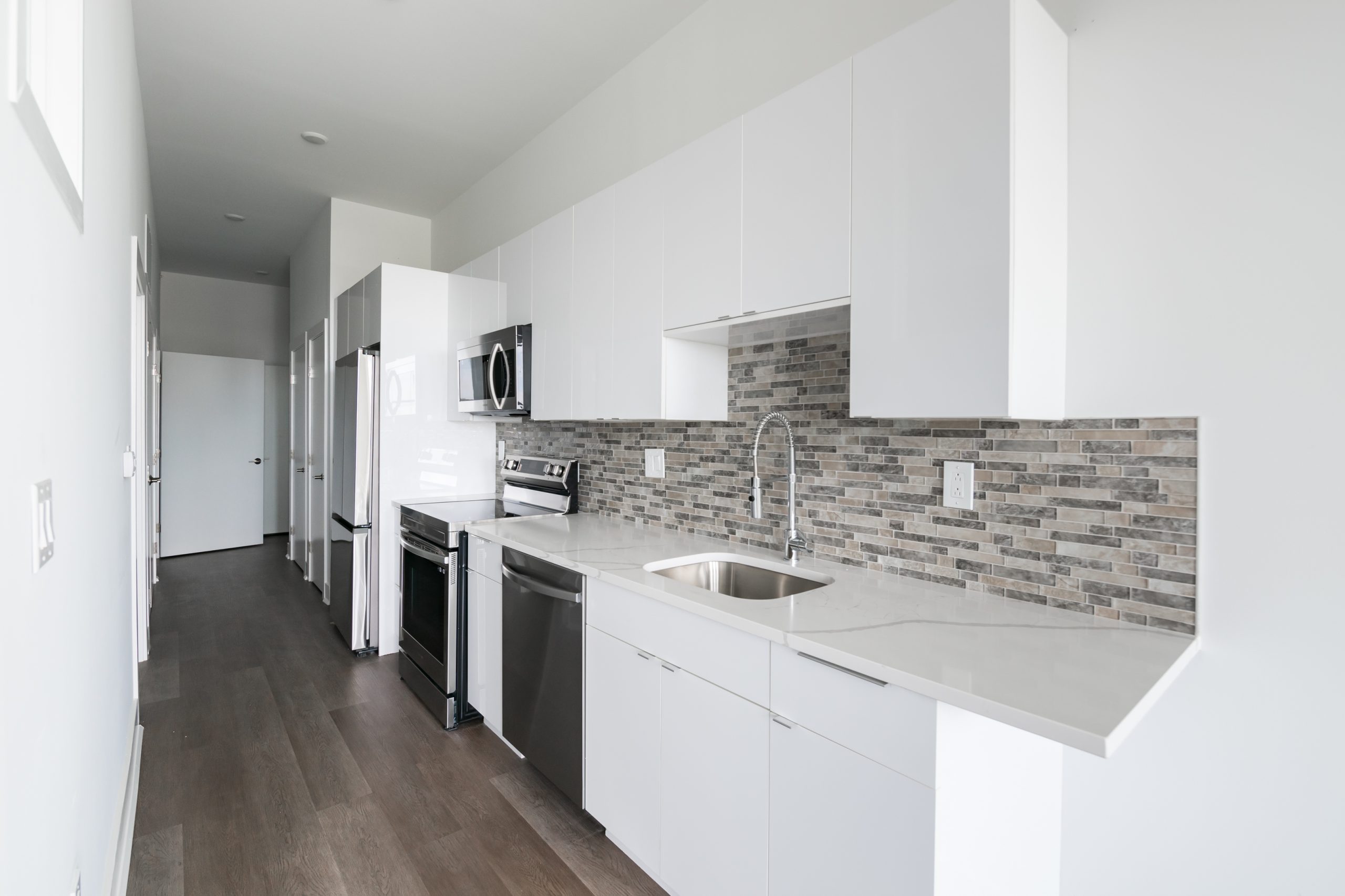 813 N Broad St_Unit 401_-06