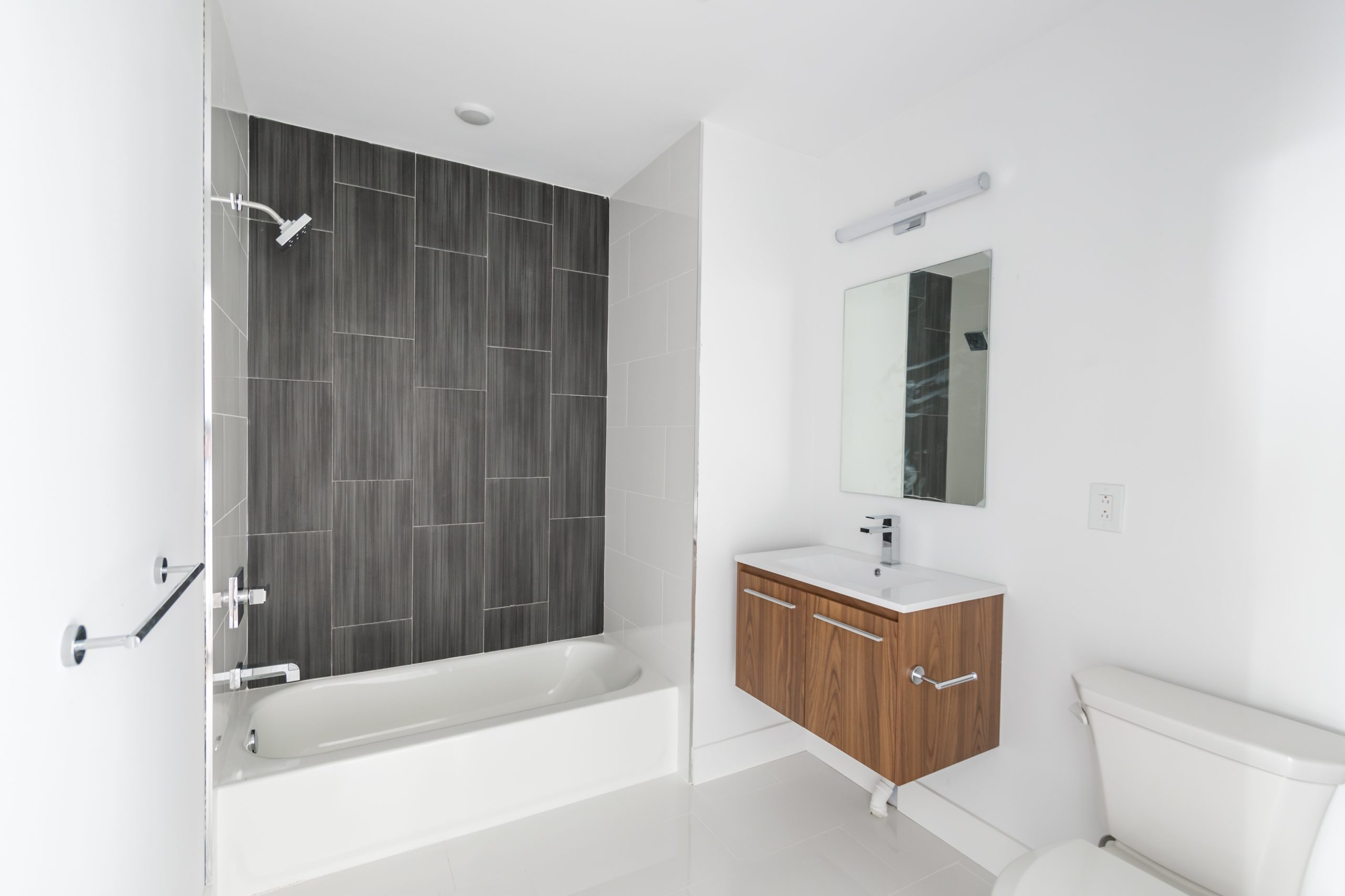 813 N Broad St_Unit 401_-13