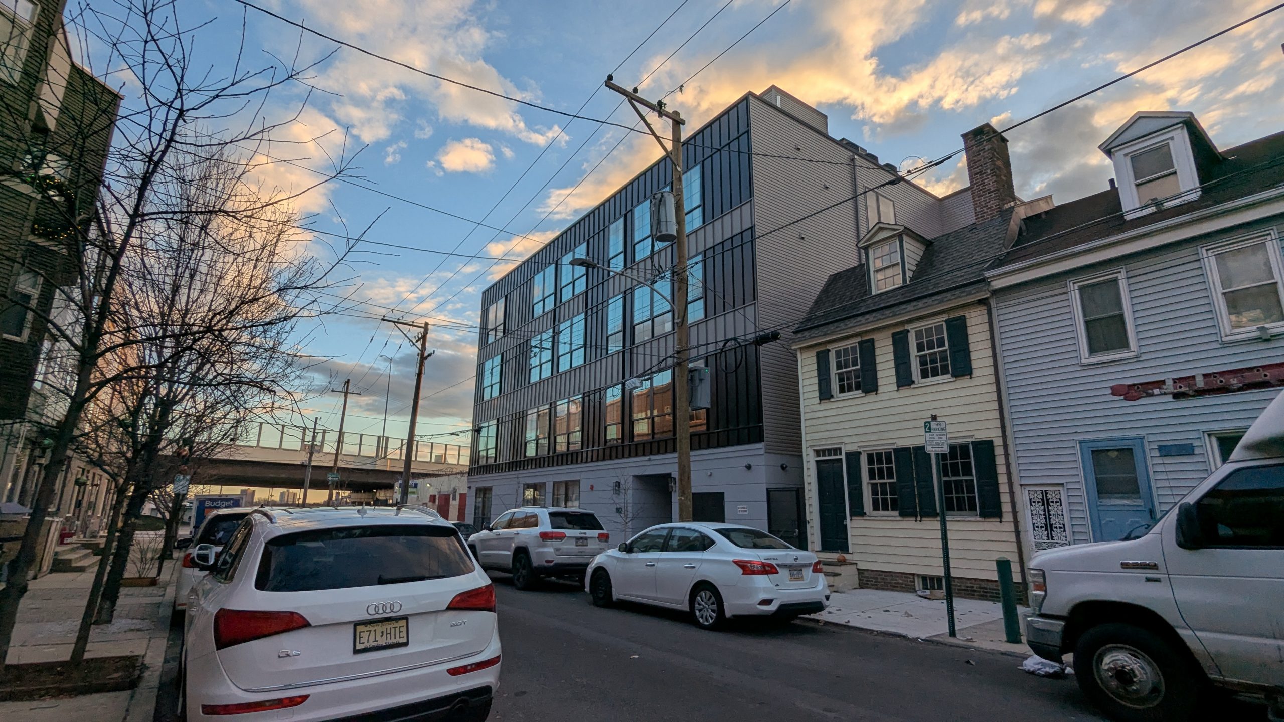 PXL_20241230_212052837