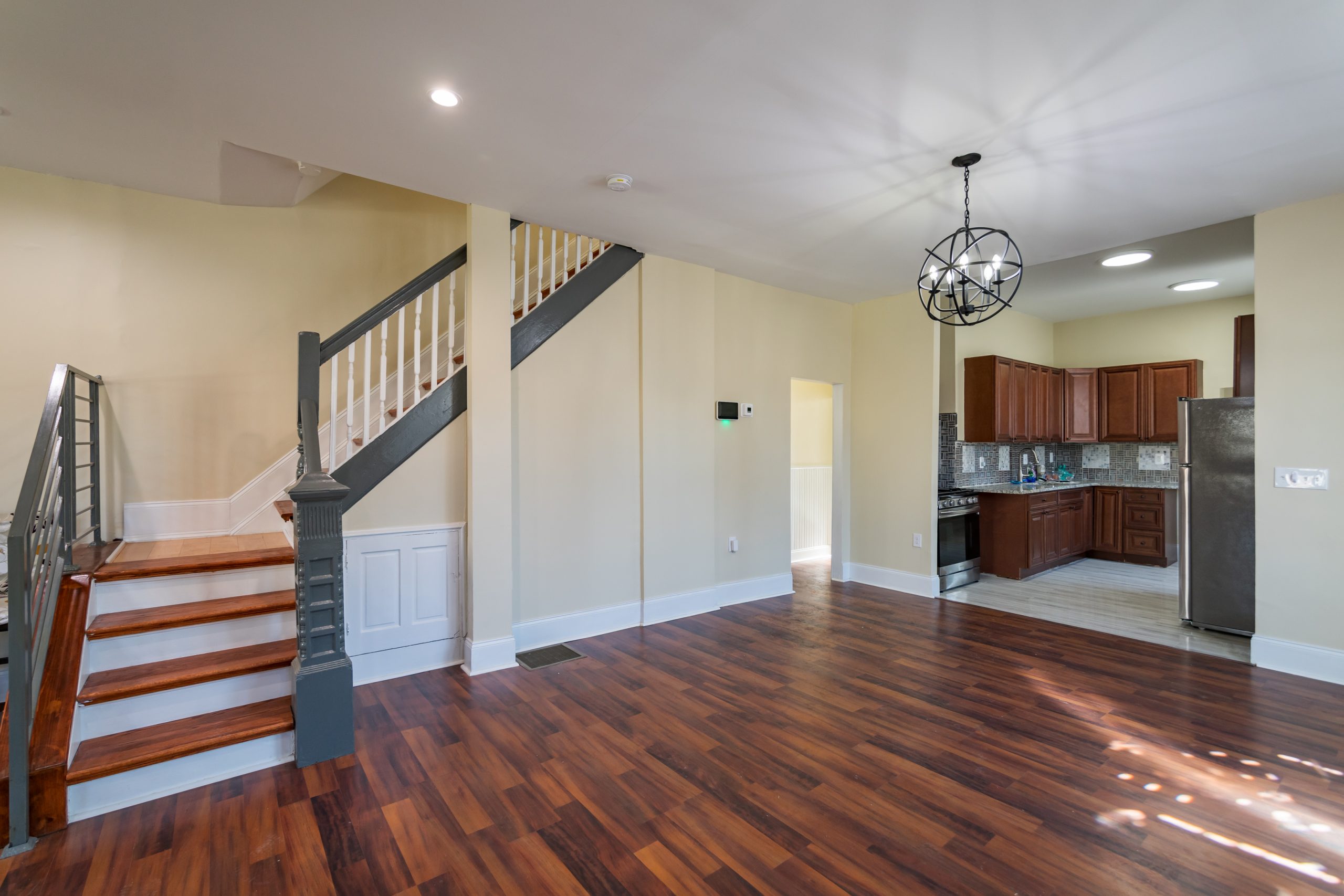 5426 W Jefferson St_-01