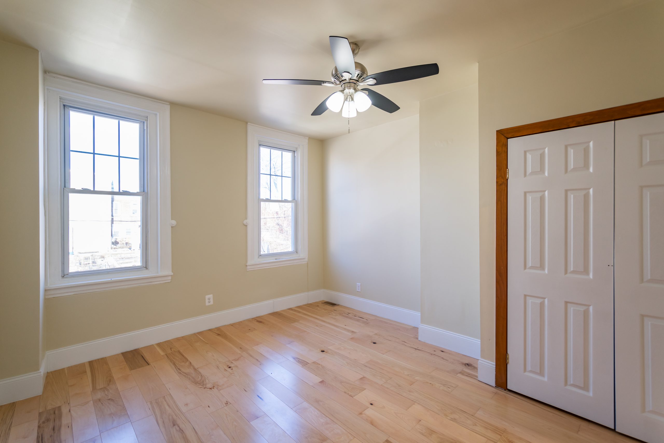 5426 W Jefferson St_-20