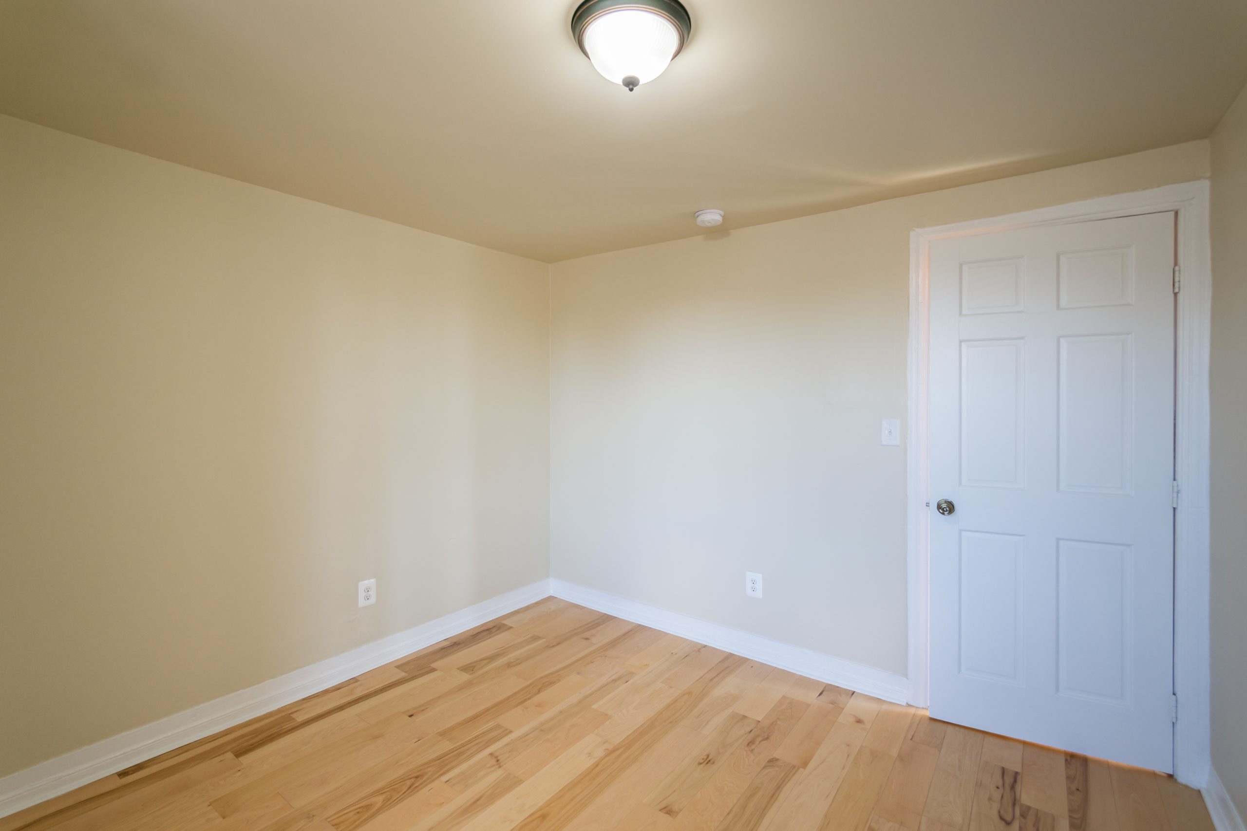 5426 W Jefferson St_-24