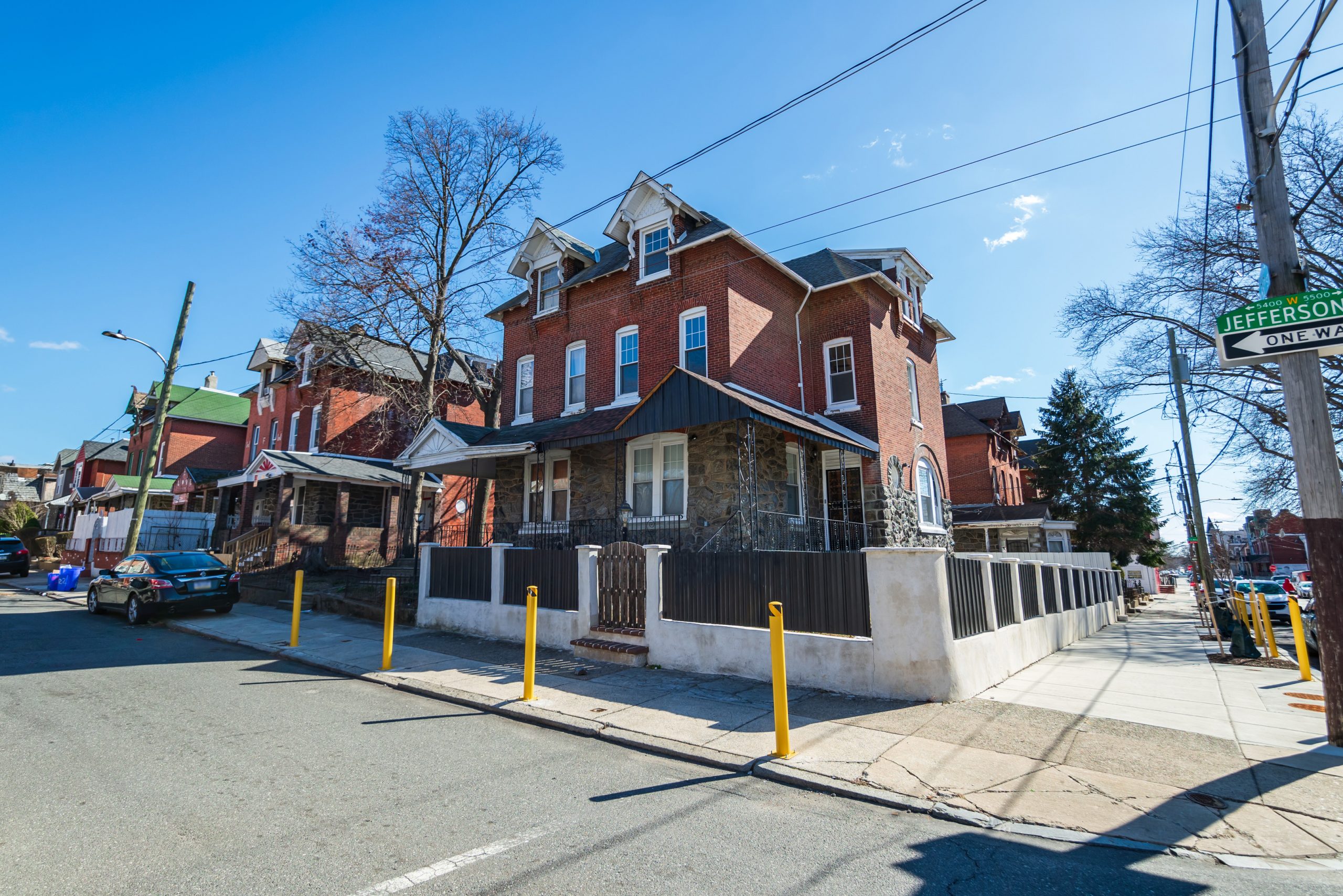5426 W Jefferson St_-32