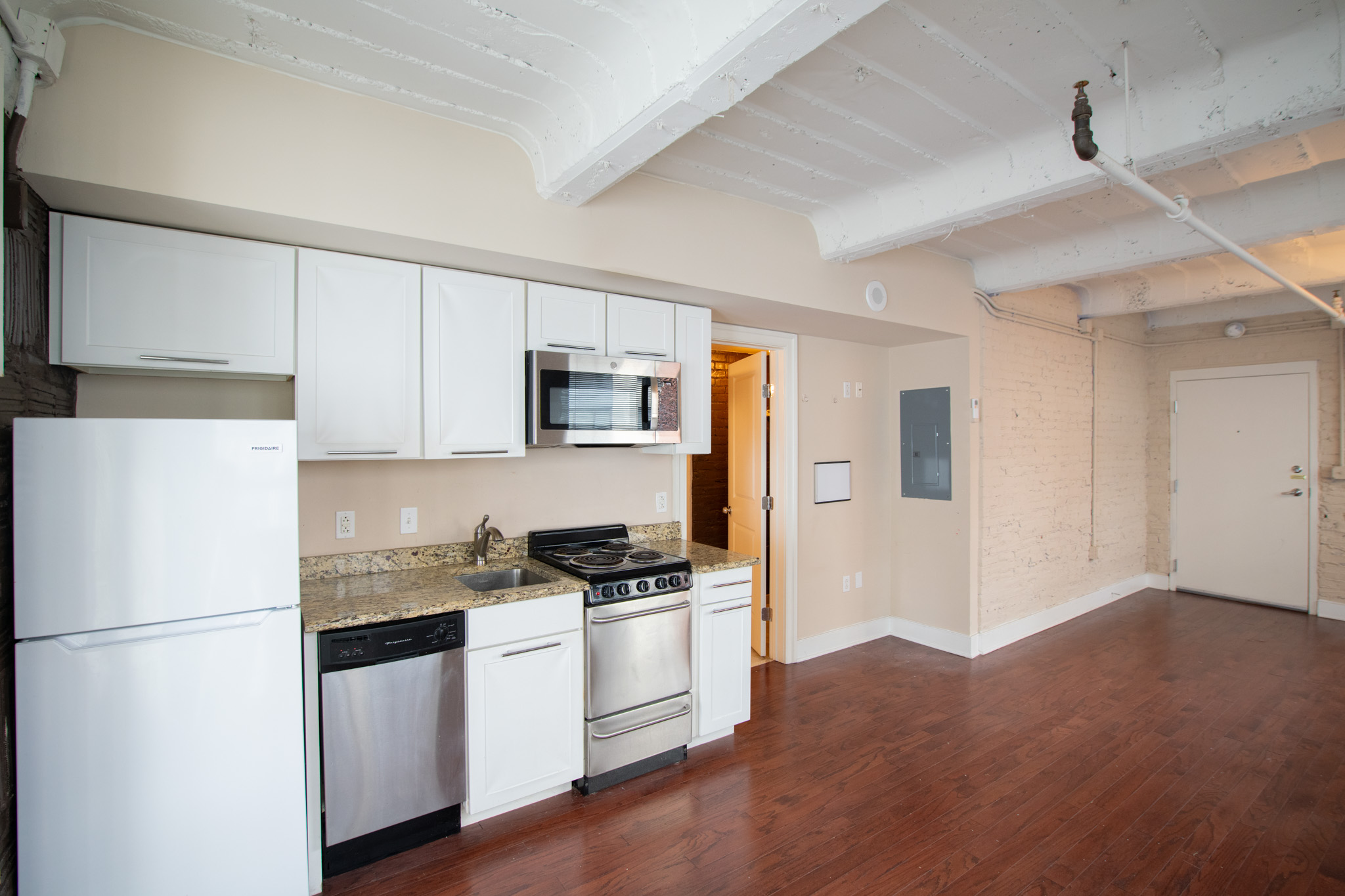 1501 Locust St_Unit 901_-05