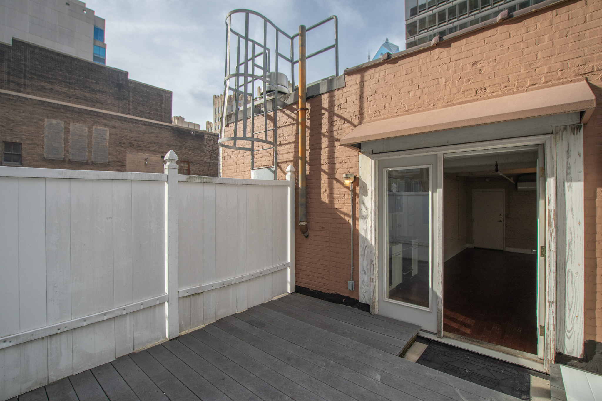 1501 Locust St_Unit 901_-11