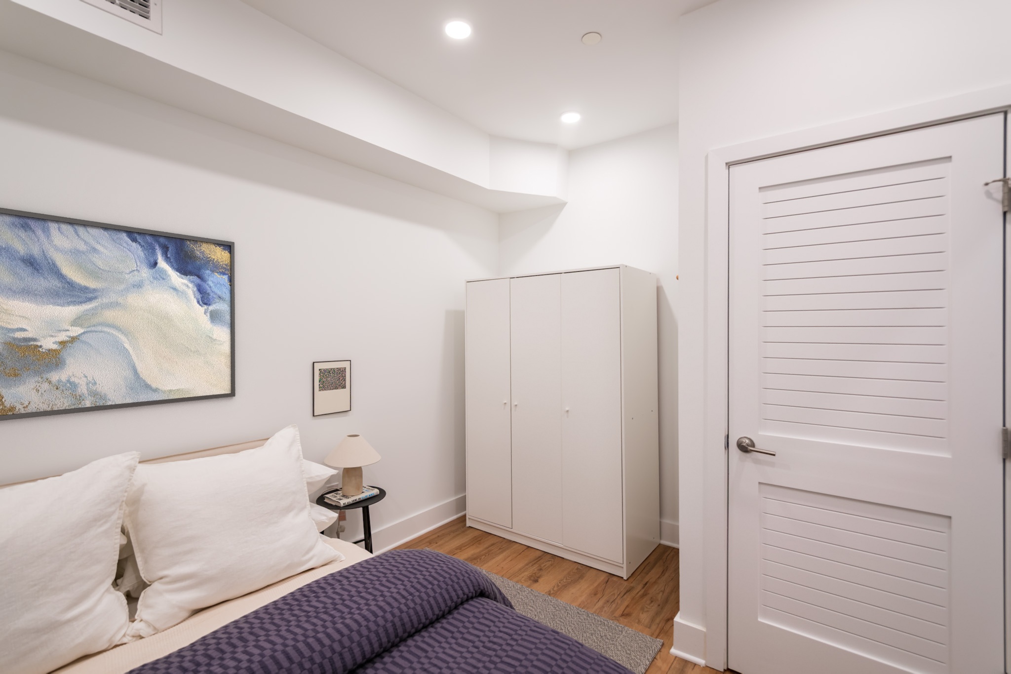 2101 Washington Ave_Unit 18 (Staged TV)_ (4)