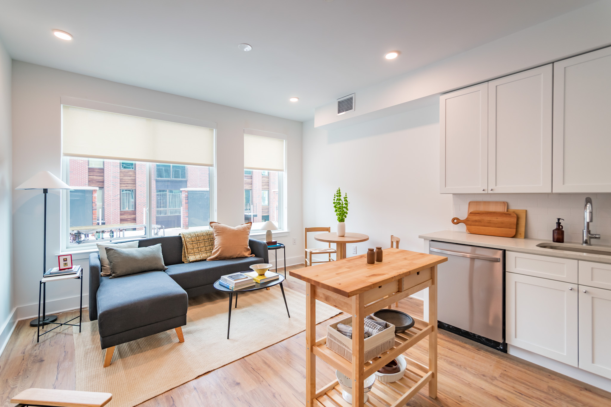 2101 Washington Ave_Unit 18 (Staged)_ (1)