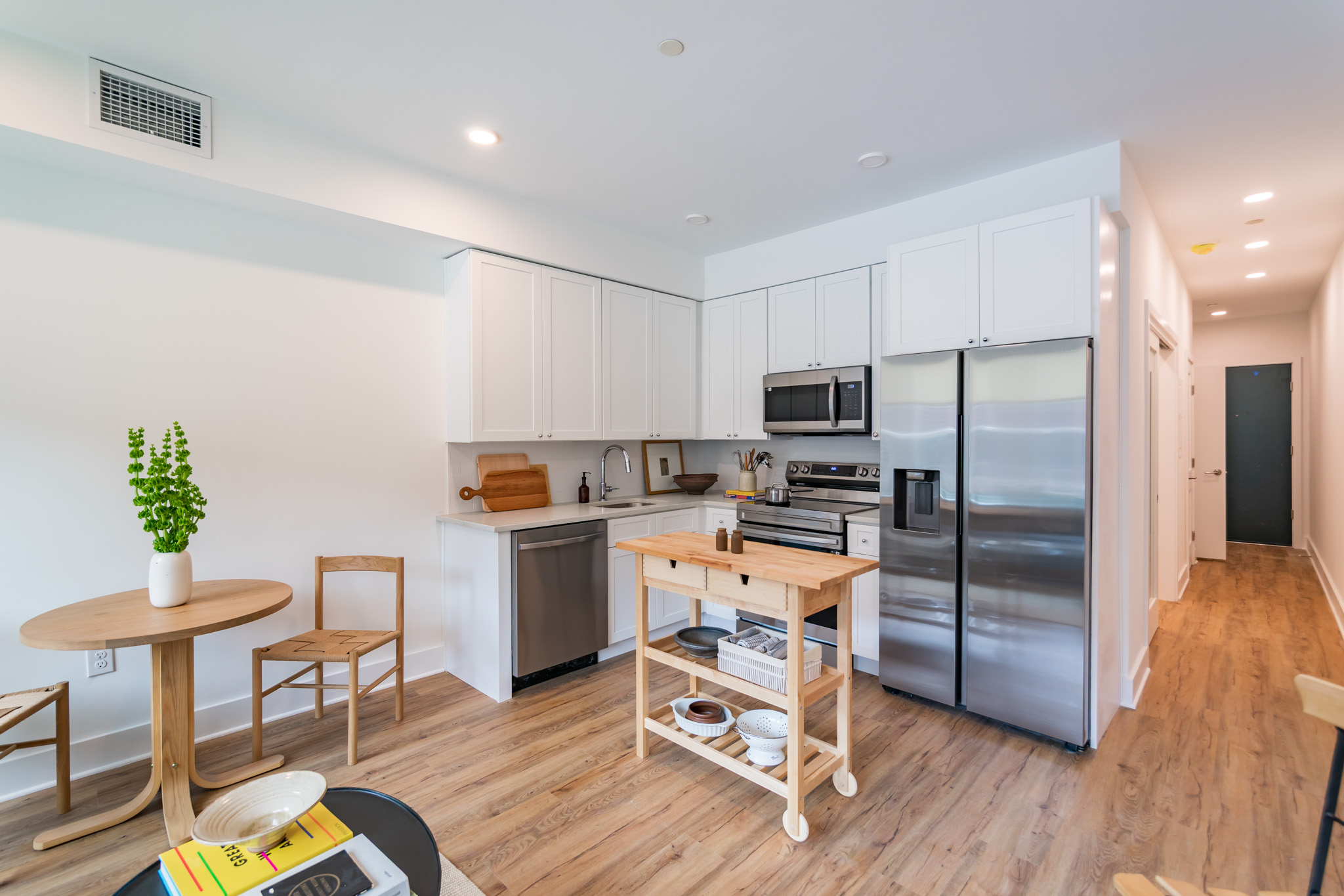 2101 Washington Ave_Unit 18 (Staged)_ (2)