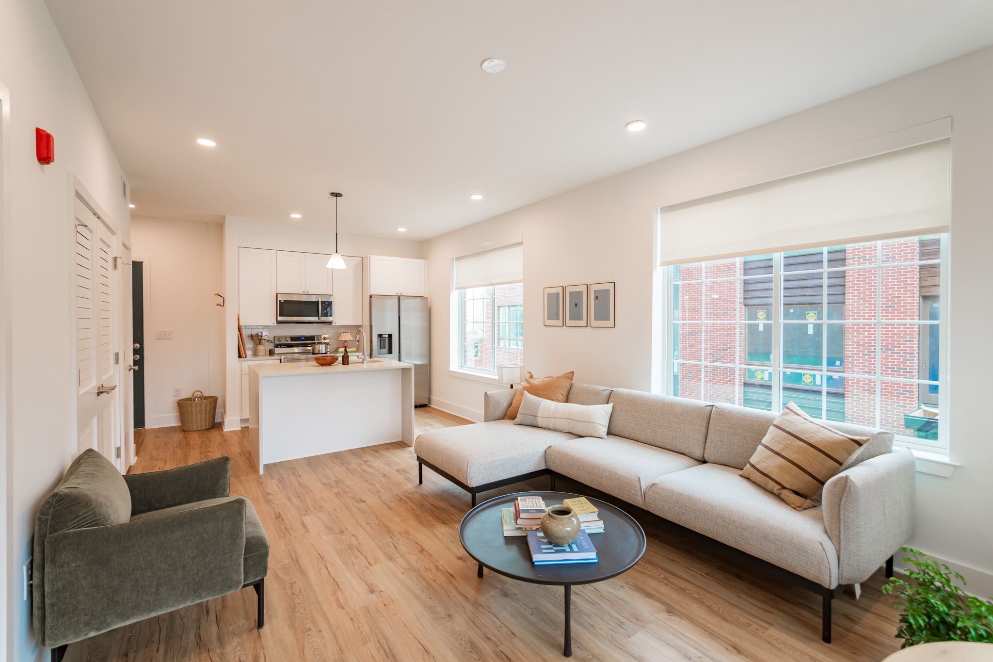 2101 Washington Ave_Unit 222 (Staged)_-06