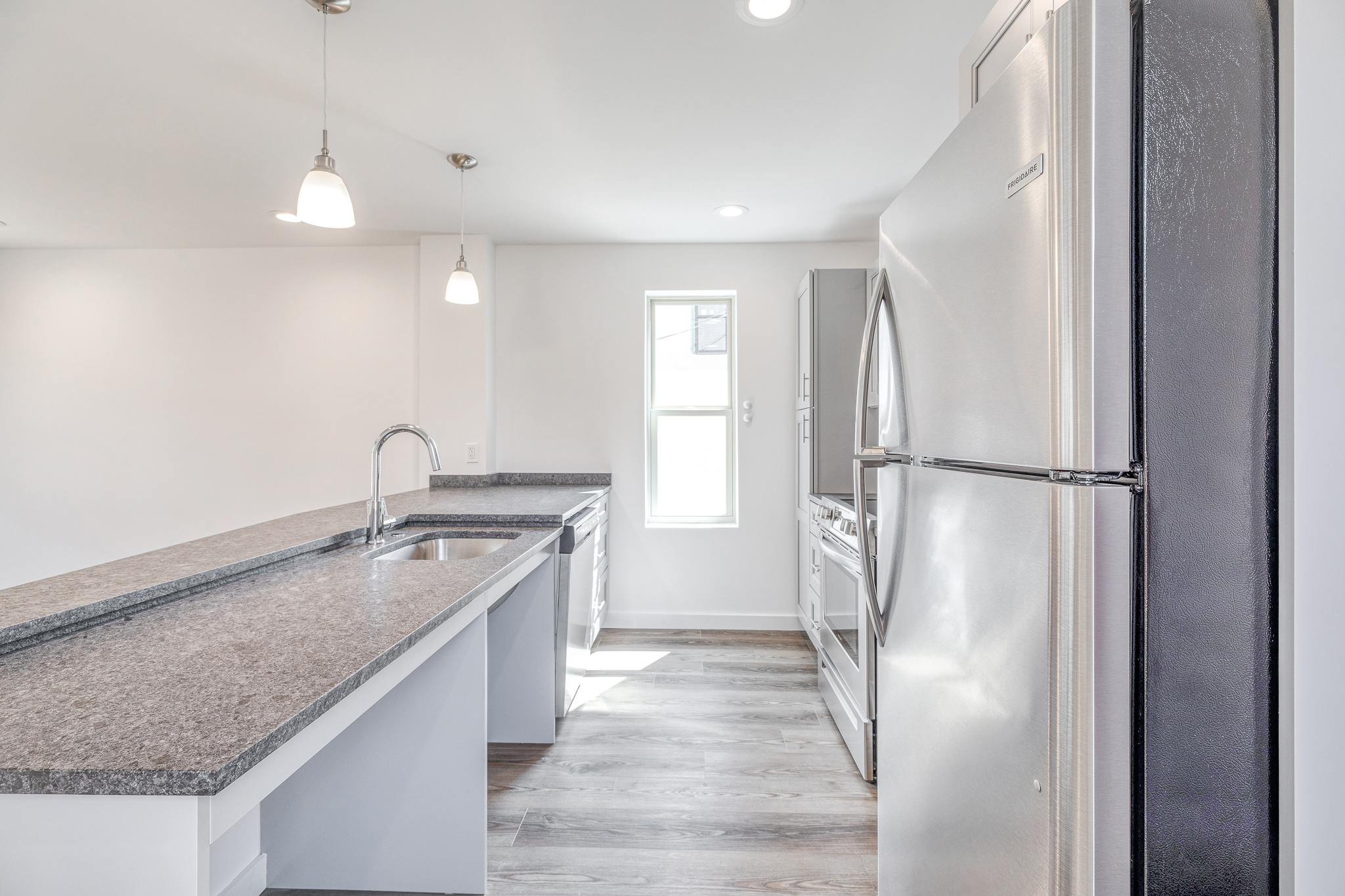 751 N 43rd St Unit 201 Final-10