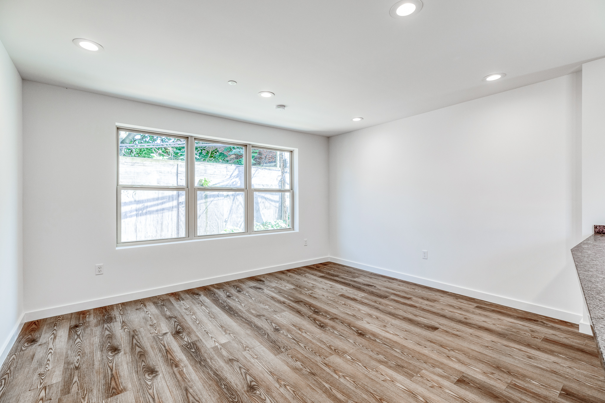 751 N 43rd St Unit 201 Final-11