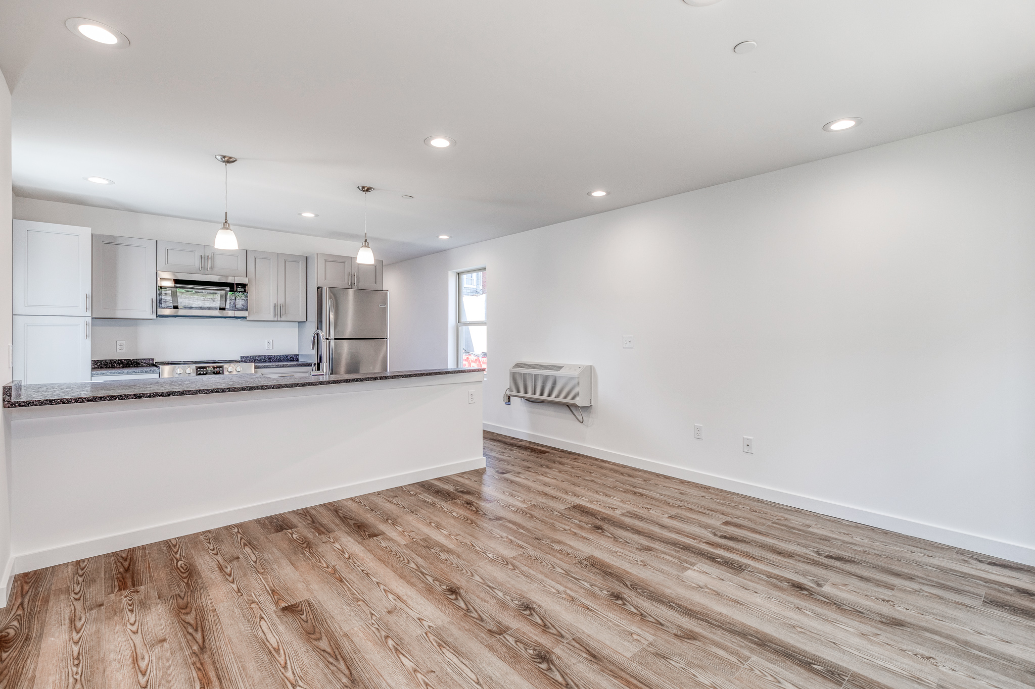 751 N 43rd St Unit 201 Final-13