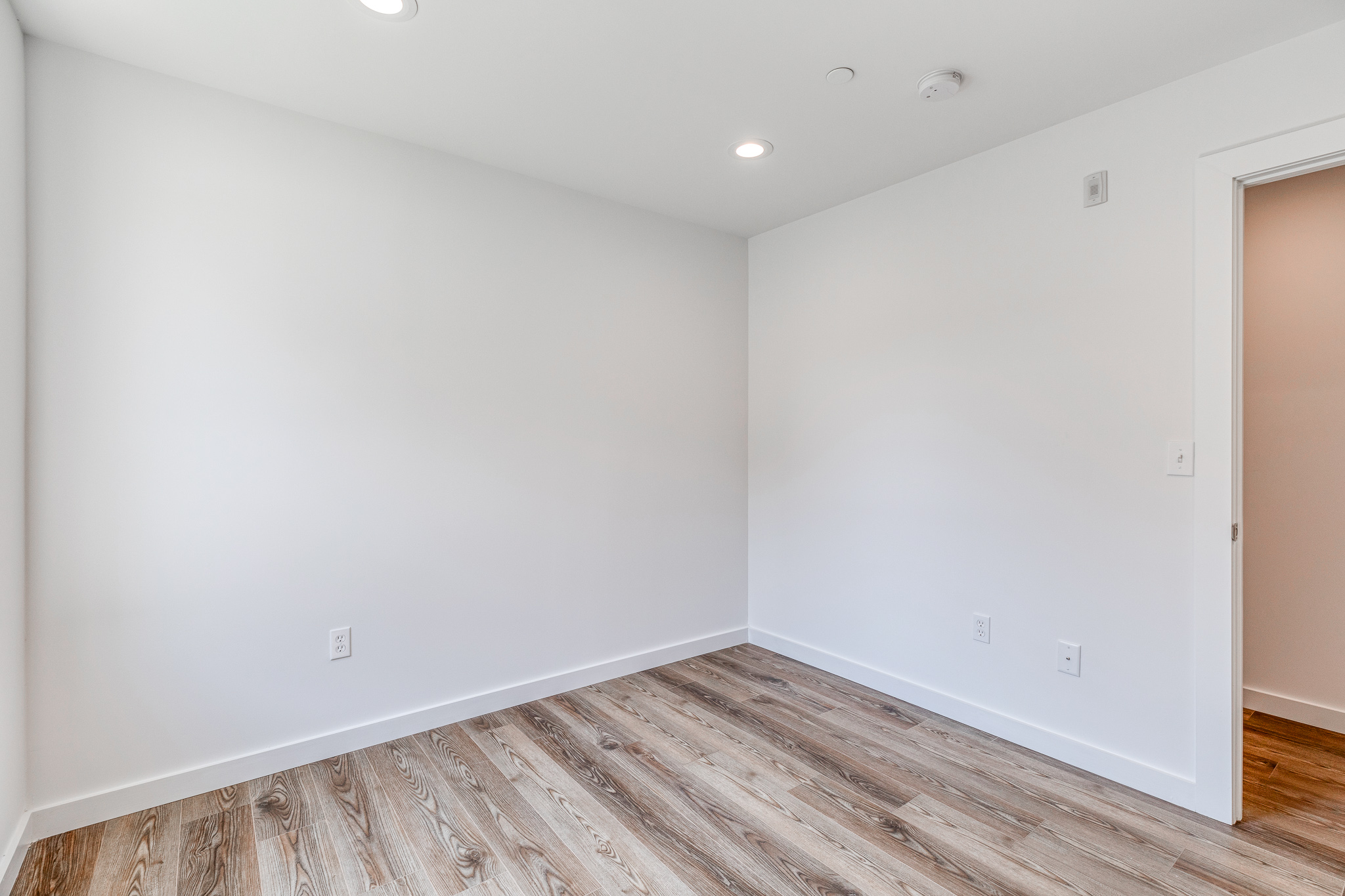 751 N 43rd St Unit 201 Final-3