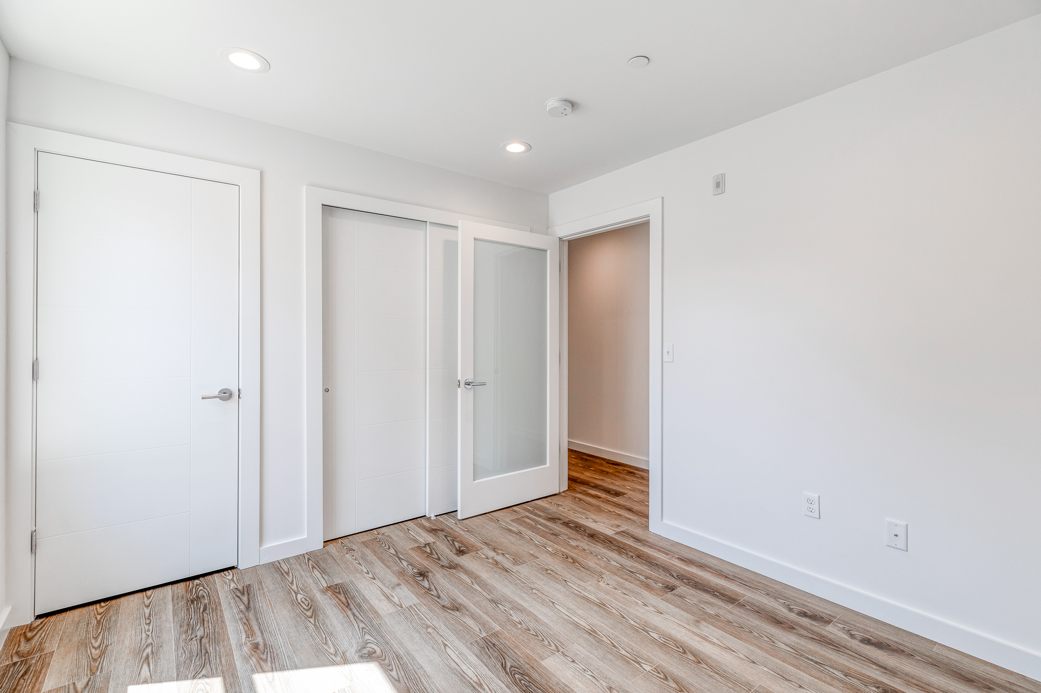 751 N 43rd St Unit 201 Final-8