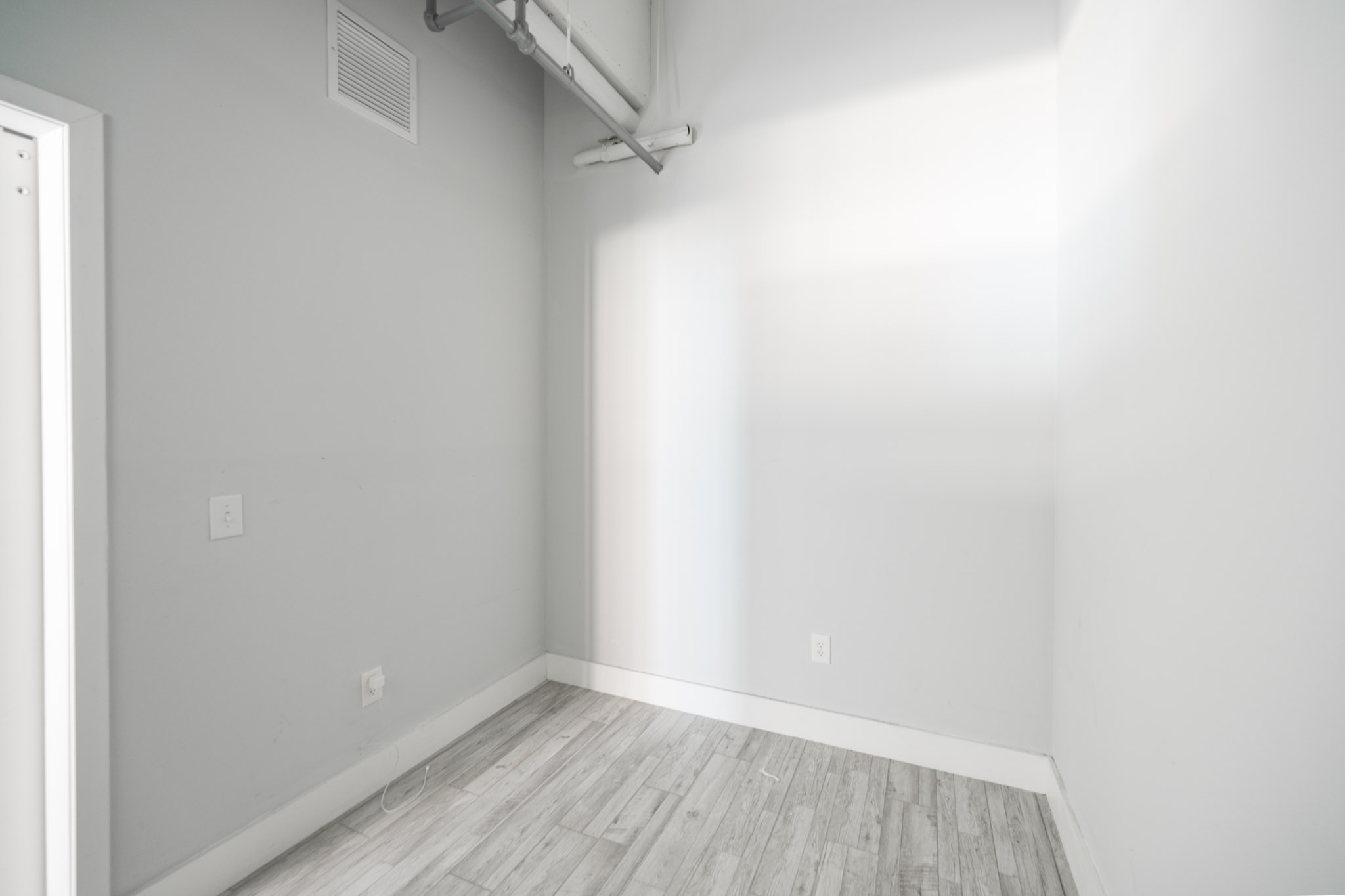 412 S 13th St_Unit 107_-7