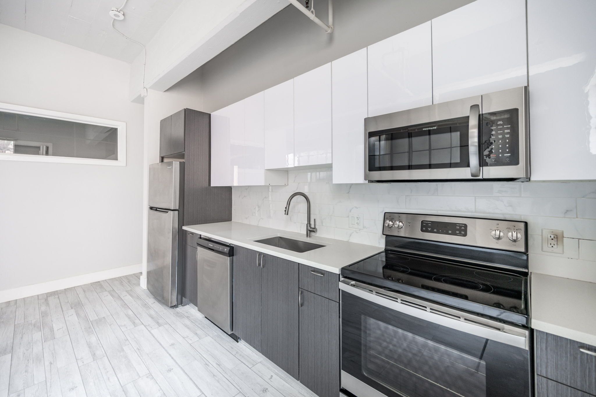 412 S 13th St_Unit 208_-4