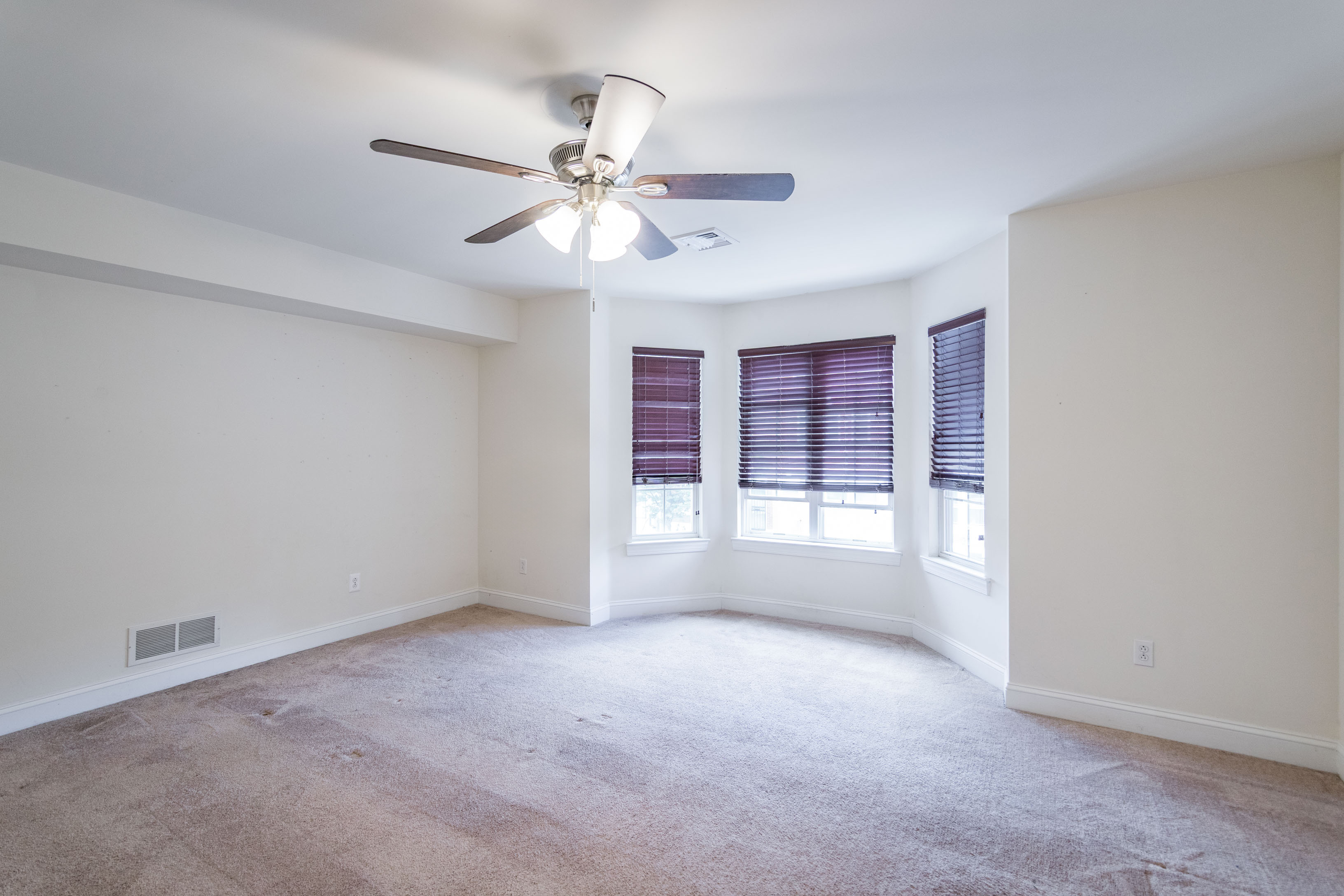 2236 Christian St_-19