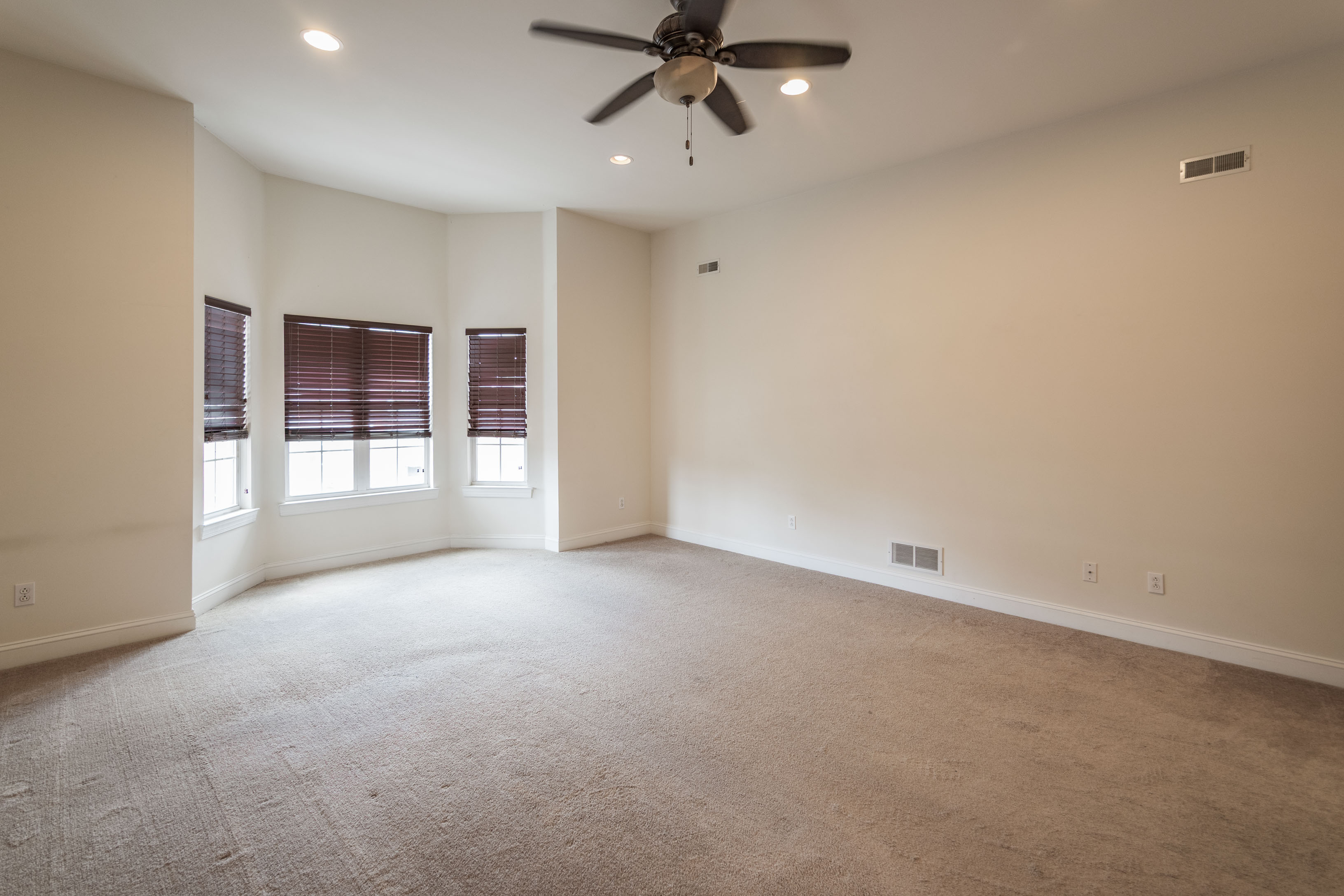 2236 Christian St_-28