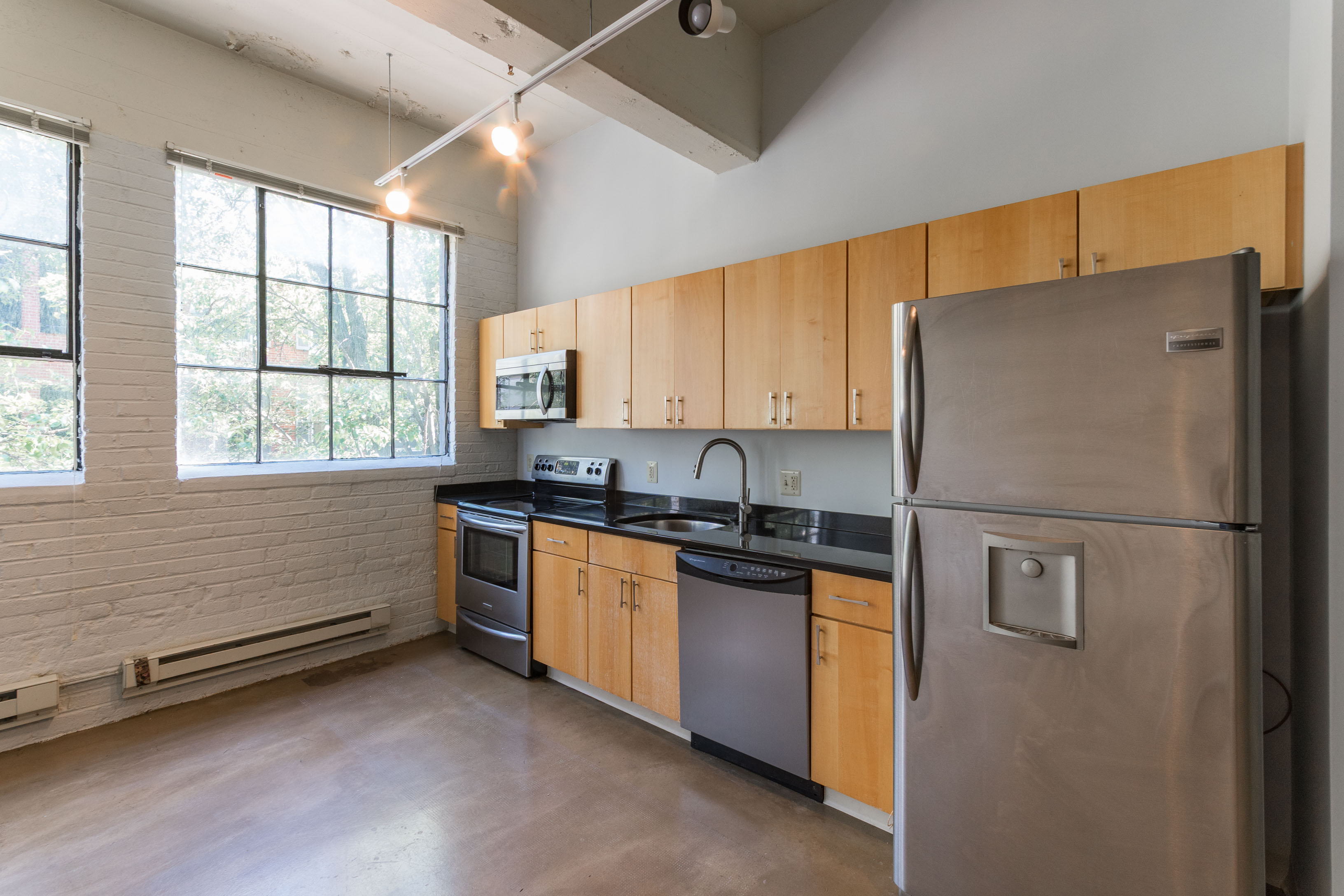 412 S 13th St _Unit 204_-5