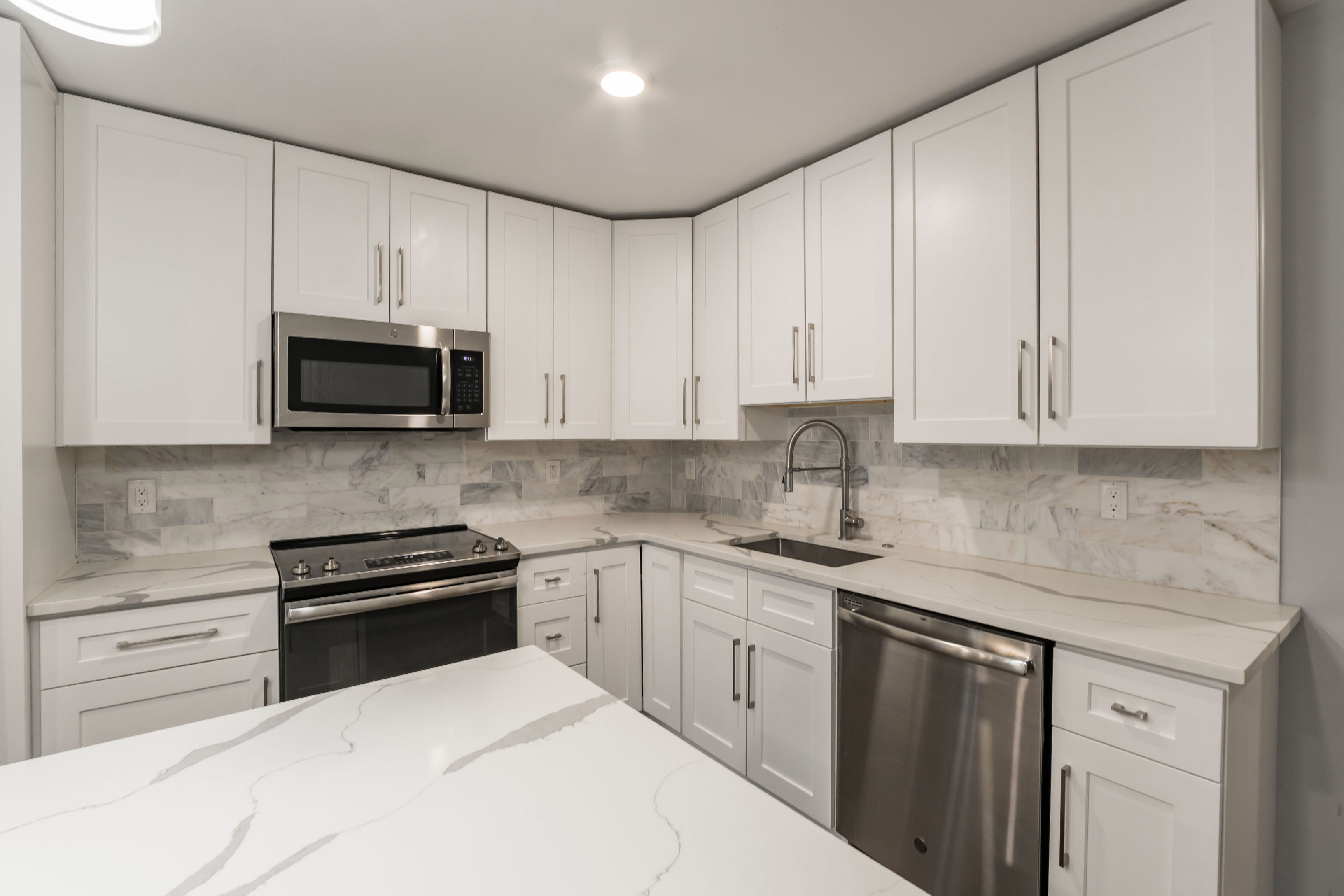 751 N 20th St_Unit 3_-06