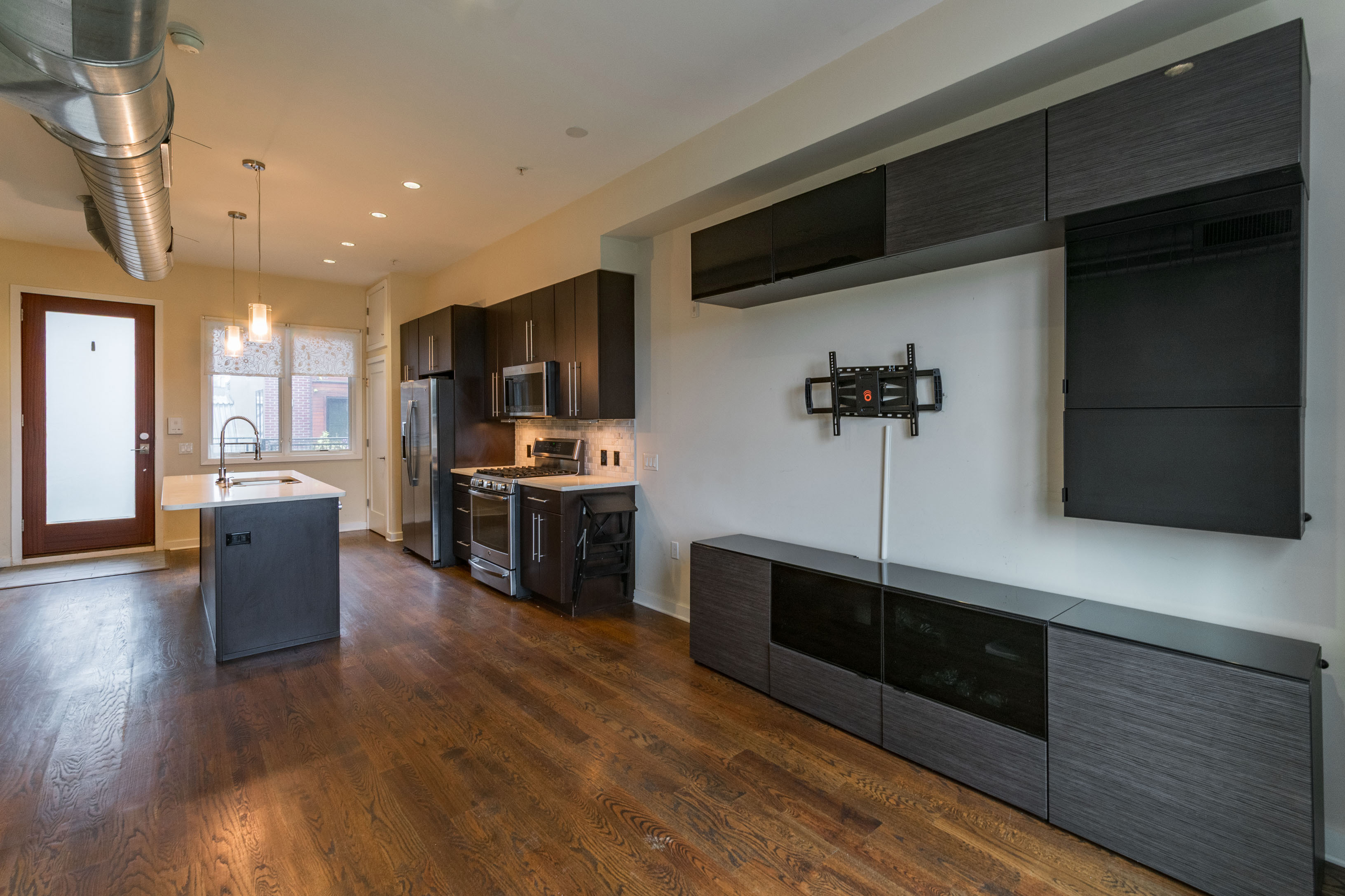 1247 E Columbia Ave_Unit 29_-06