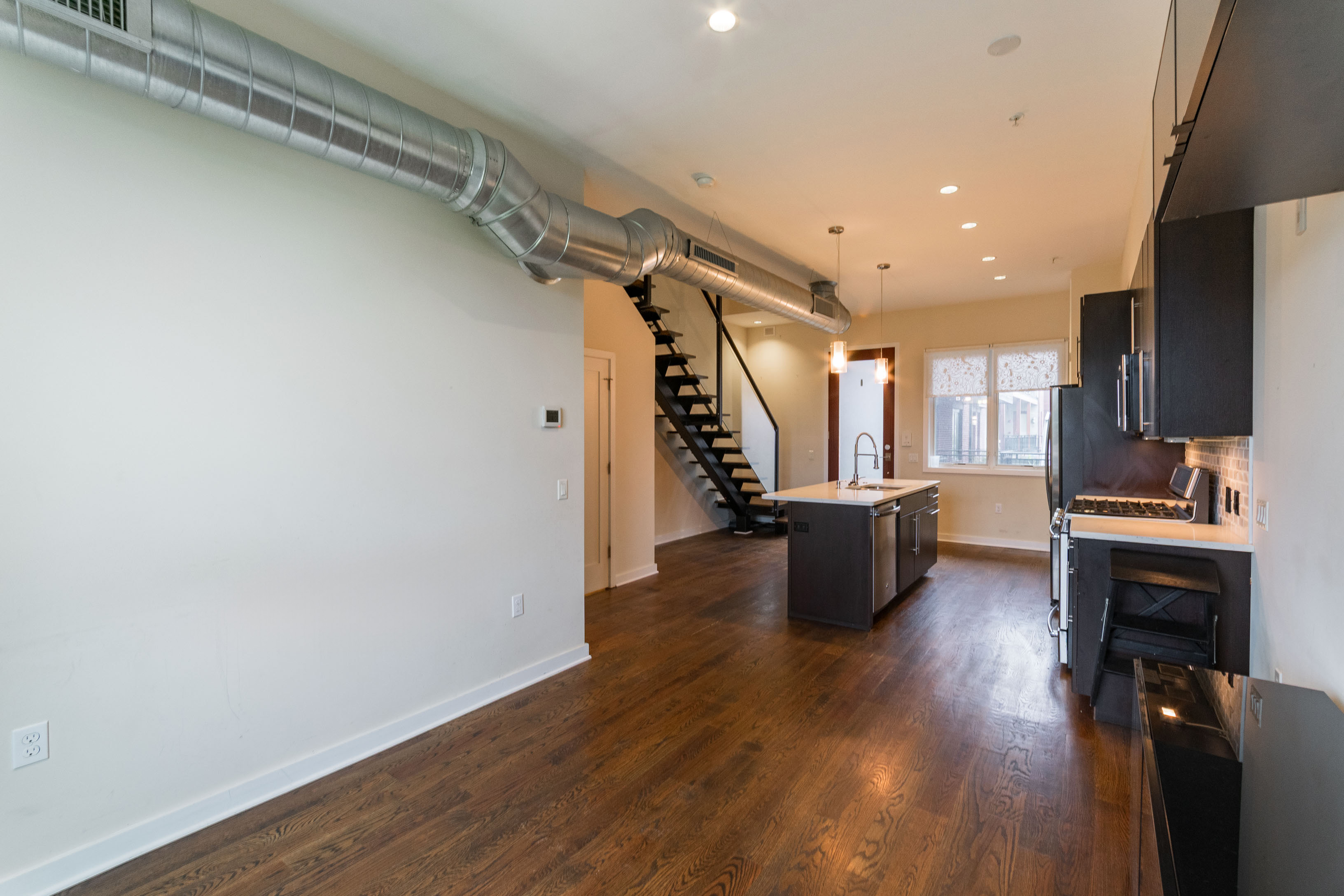 1247 E Columbia Ave_Unit 29_-07