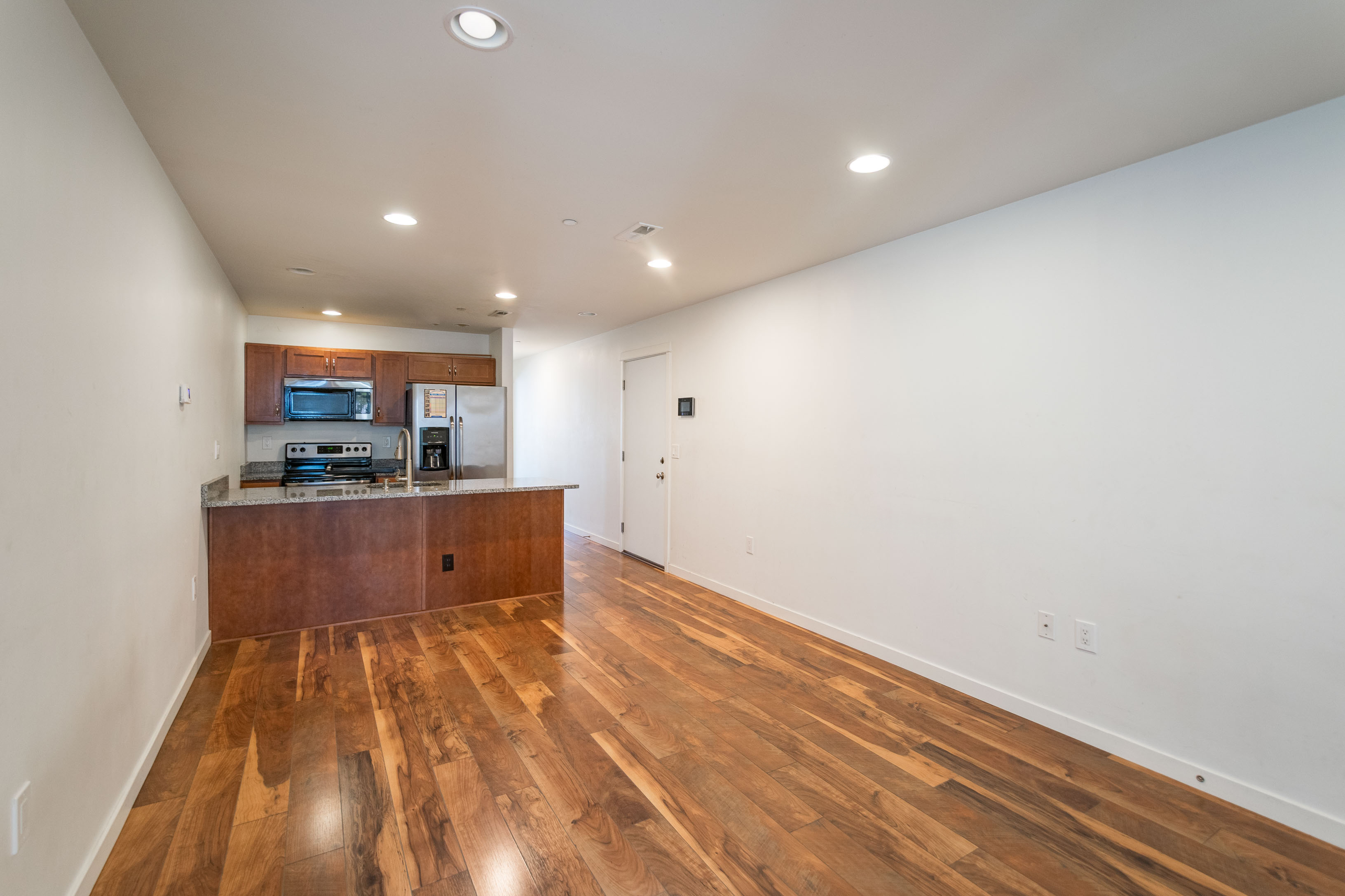 132 S 46th St,_Unit B_-03