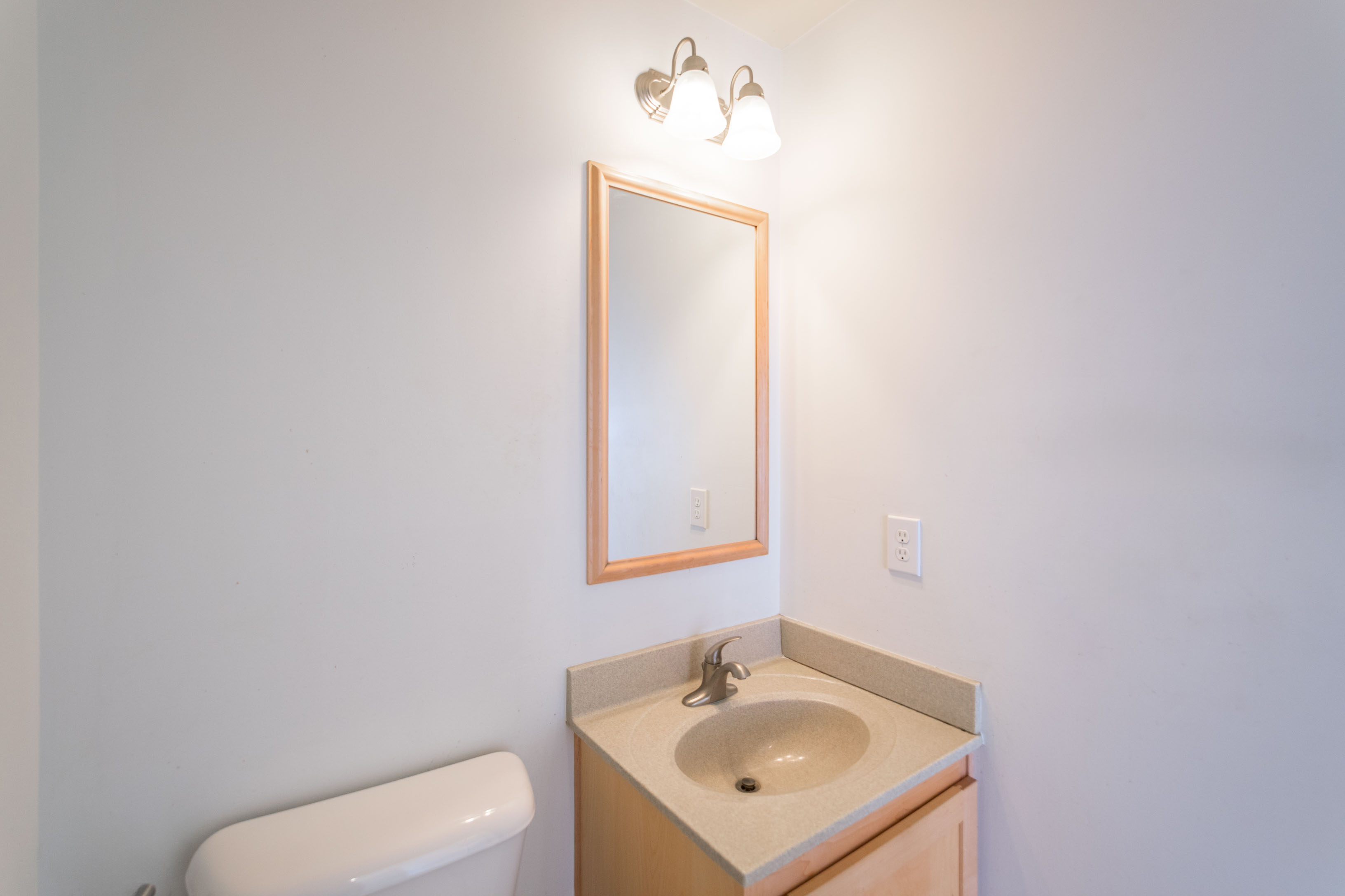 132 S 46th St,_Unit B_-08