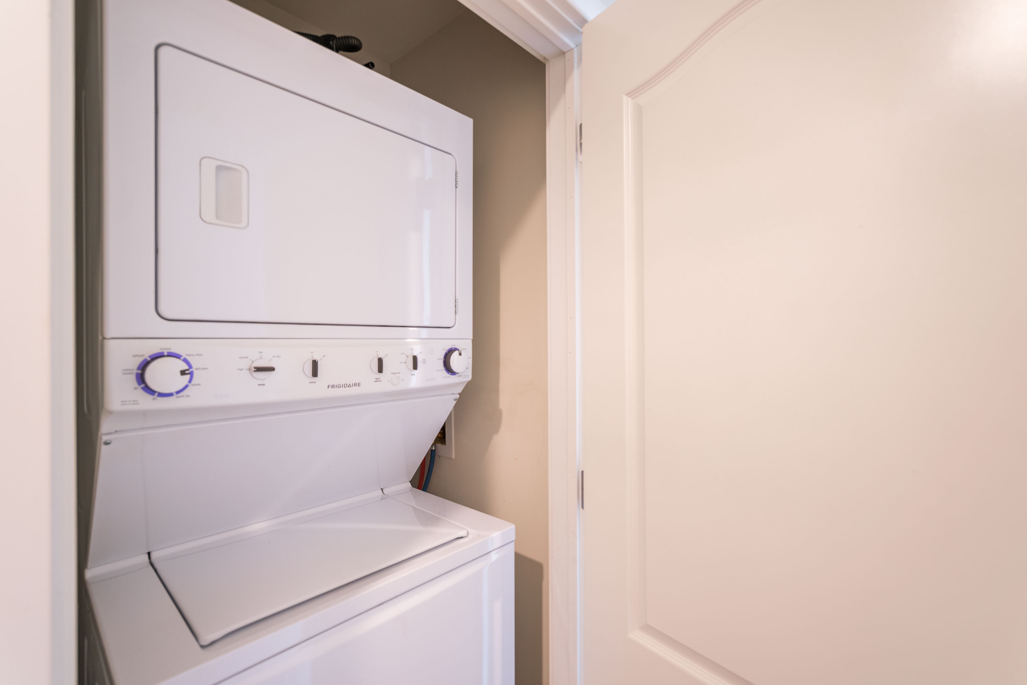 132 S 46th St,_Unit B_-09