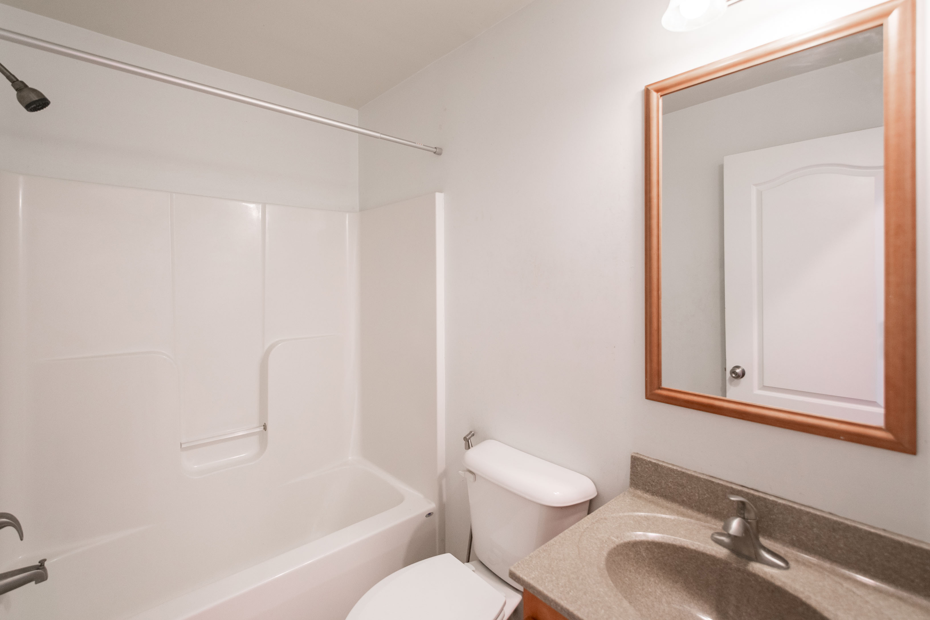 132 S 46th St,_Unit B_-13