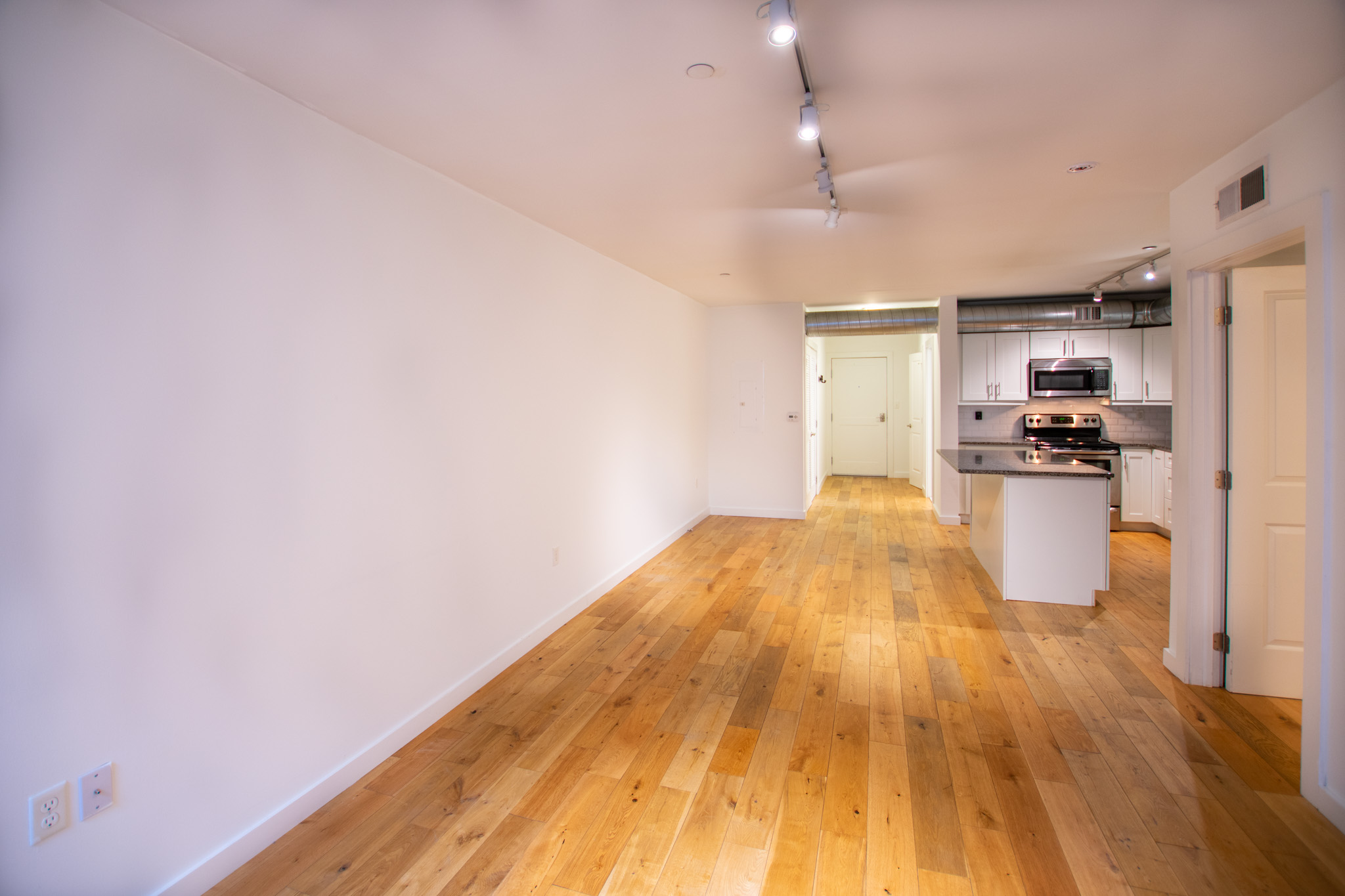 224_Church_St_Unit_216-04