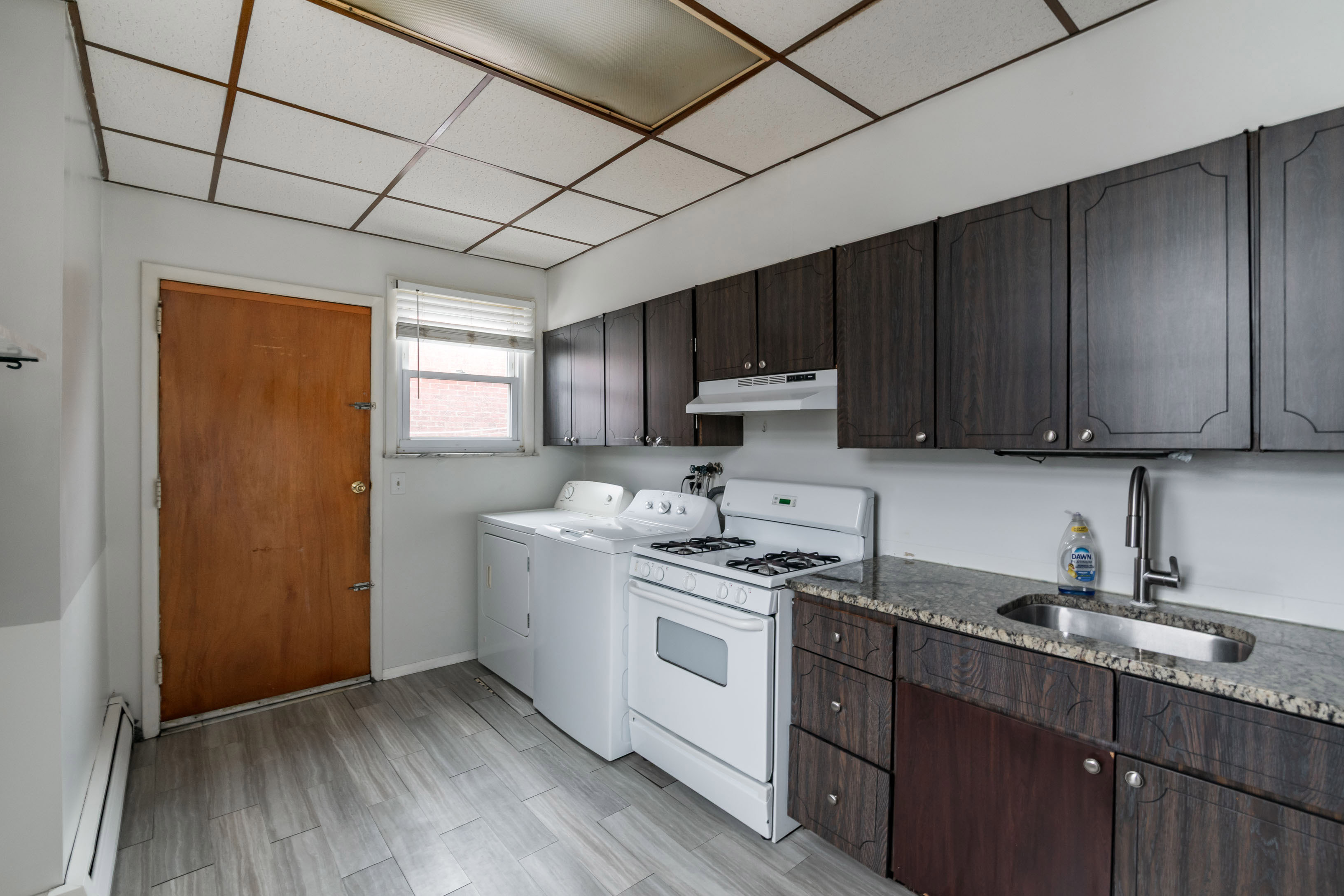 1325 W Porter St_Upper_-06