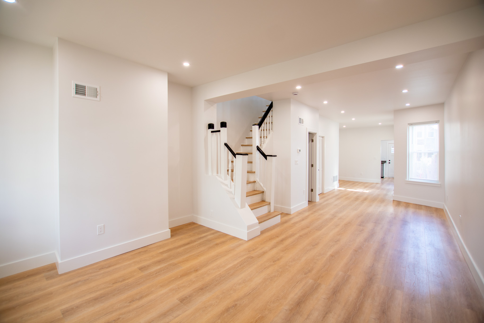 1644_Point_Breeze_Ave-01