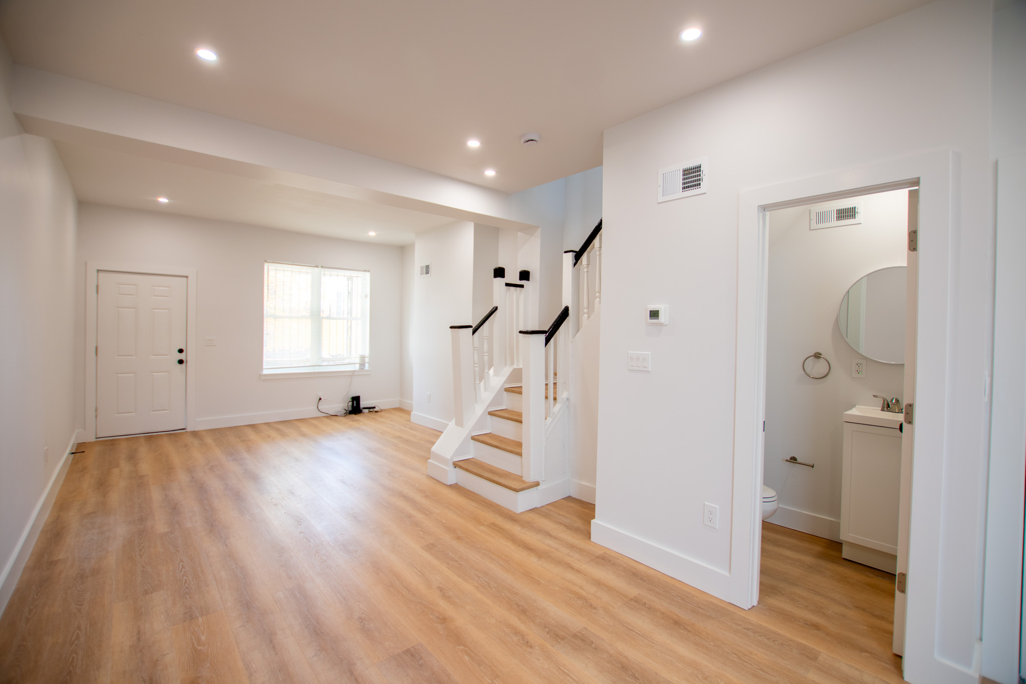 1644_Point_Breeze_Ave-04