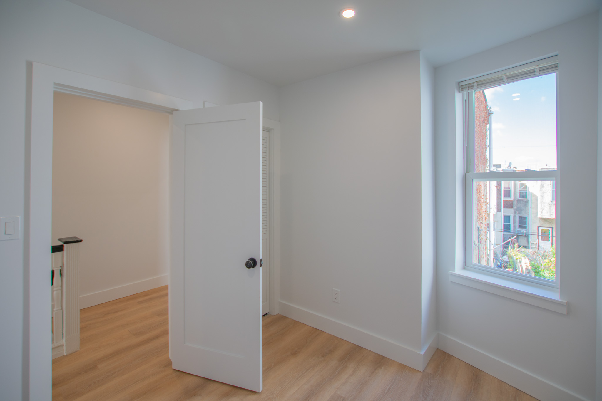 1644_Point_Breeze_Ave-21