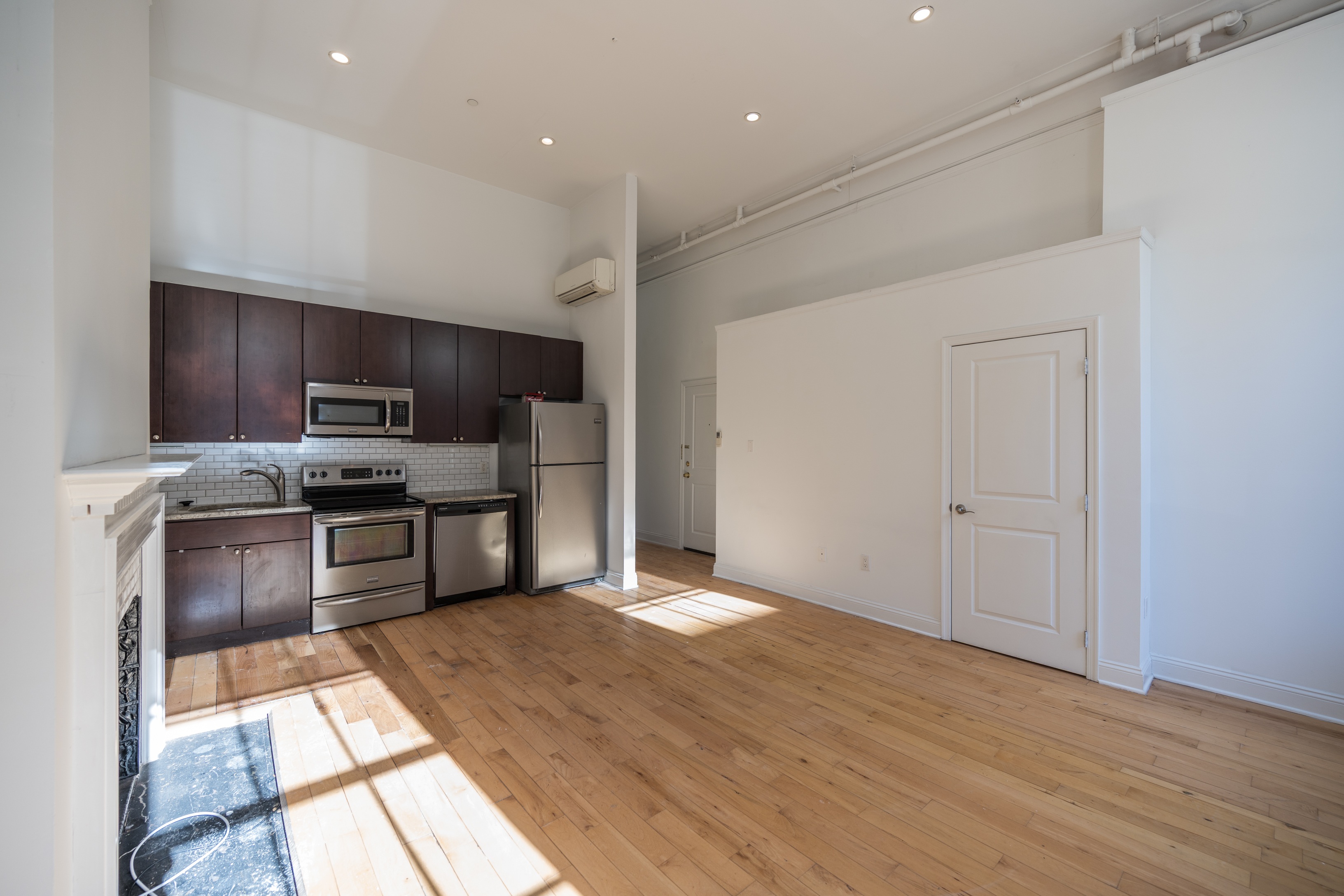 1311 Spruce St_Unit 101_-03