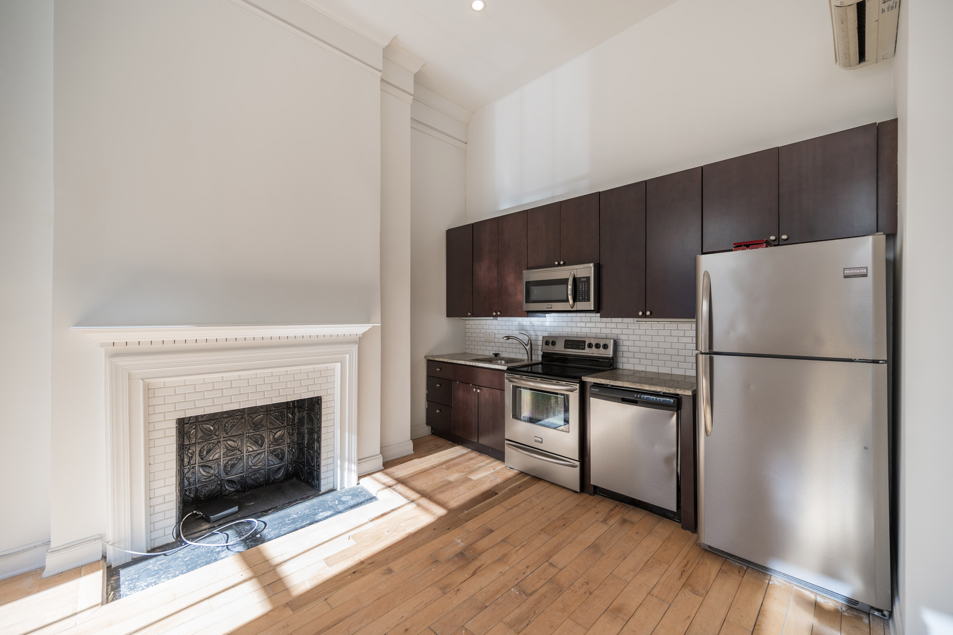 1311 Spruce St_Unit 101_-04