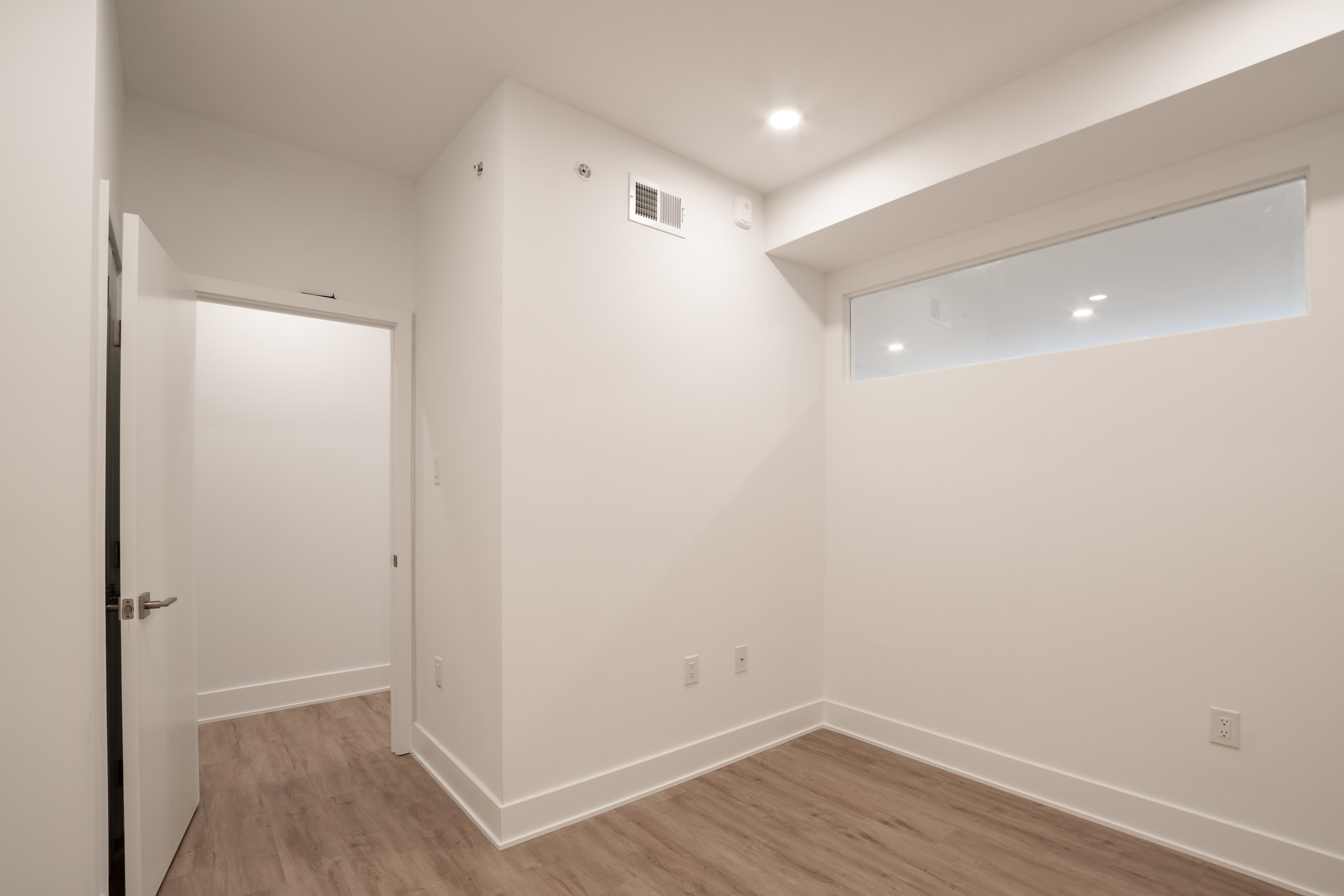 1201 W Girard_Unit 439-08